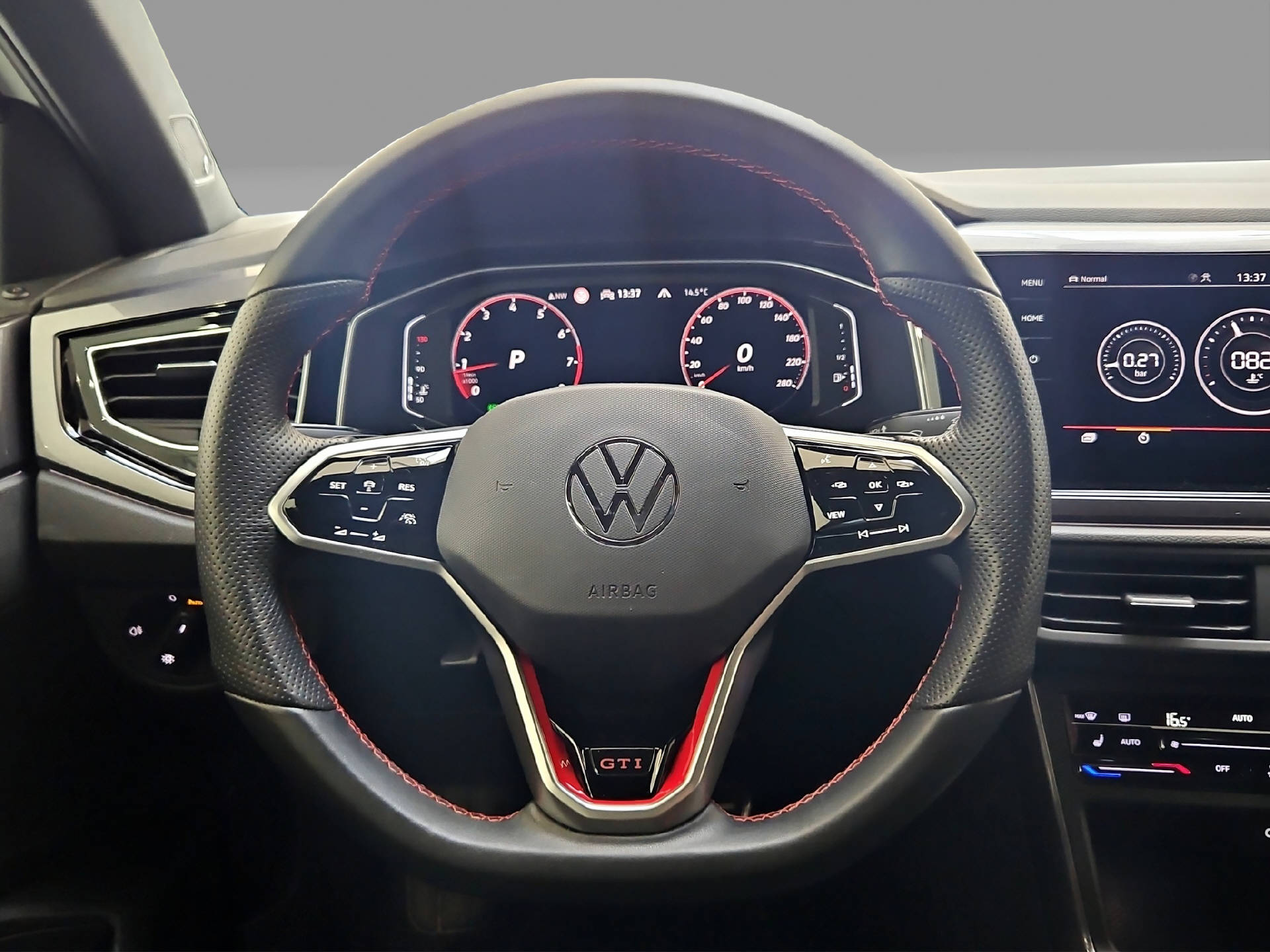VW Polo 2.0 TSI GTI DSG-image-7