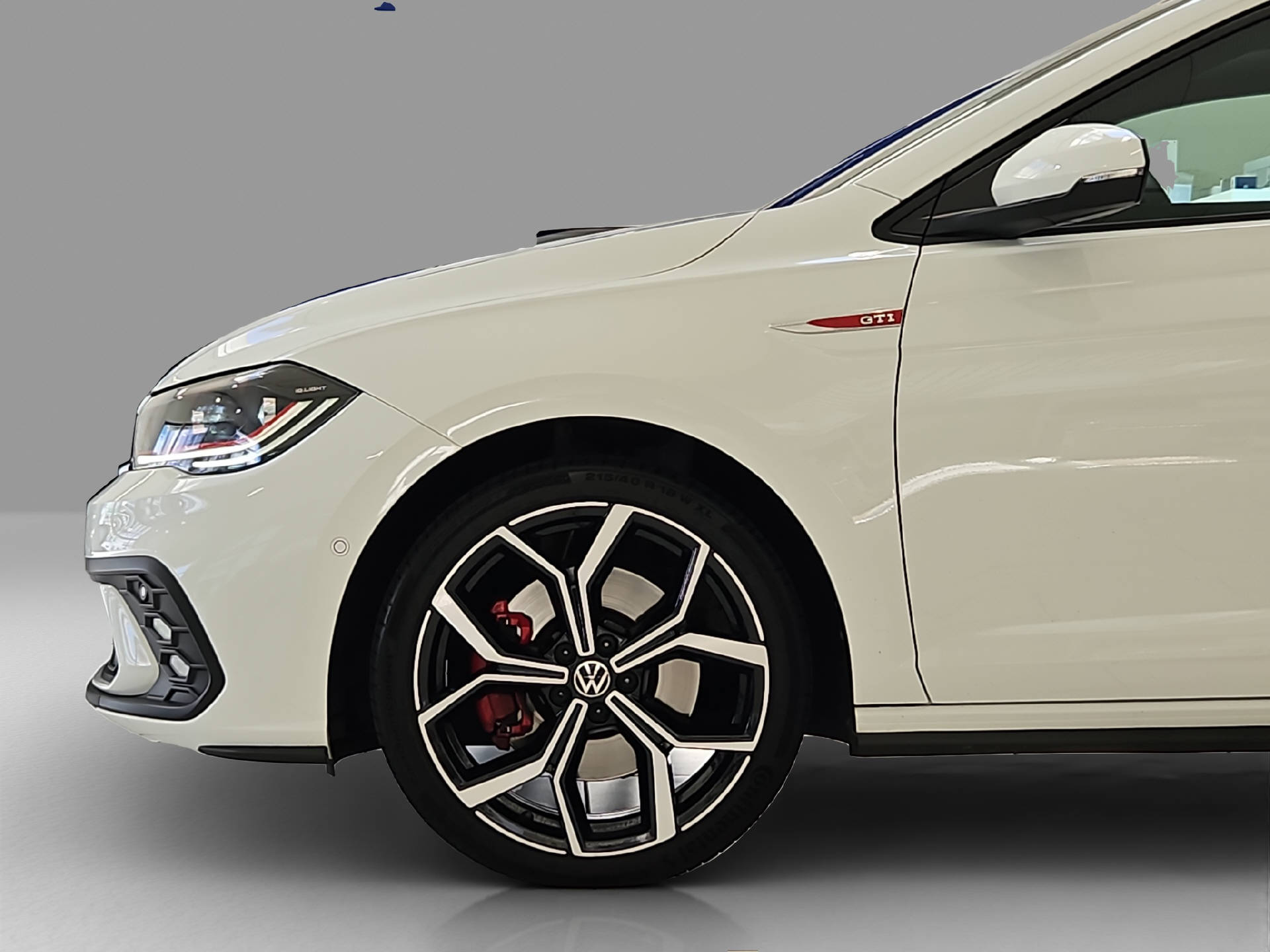 VW Polo 2.0 TSI GTI DSG-image-4