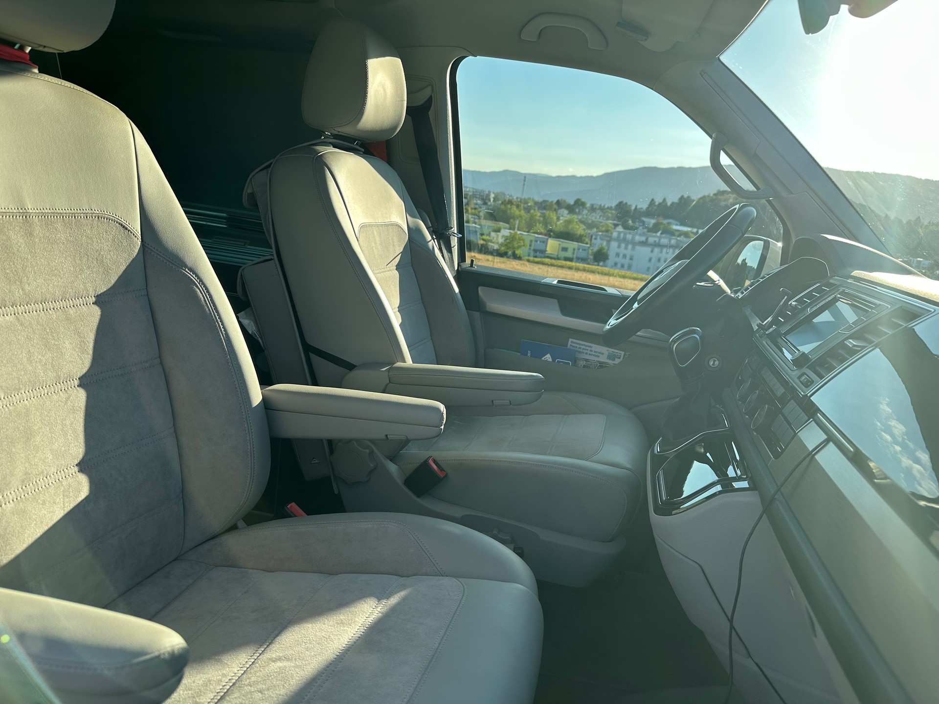 VW T6 California Ocean / GREY Edition / DSG / 4MOTION-image-5