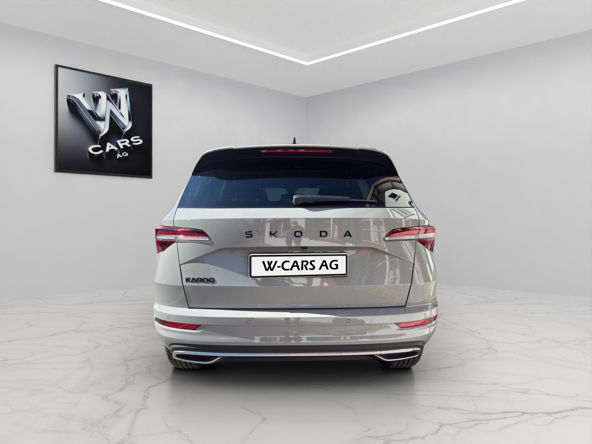 SKODA Karoq 1.5 TSI SportLine DSG Facelift * 5 Jahre Garantie * Pano * AHK * 8 fach * Kamera *-image-2
