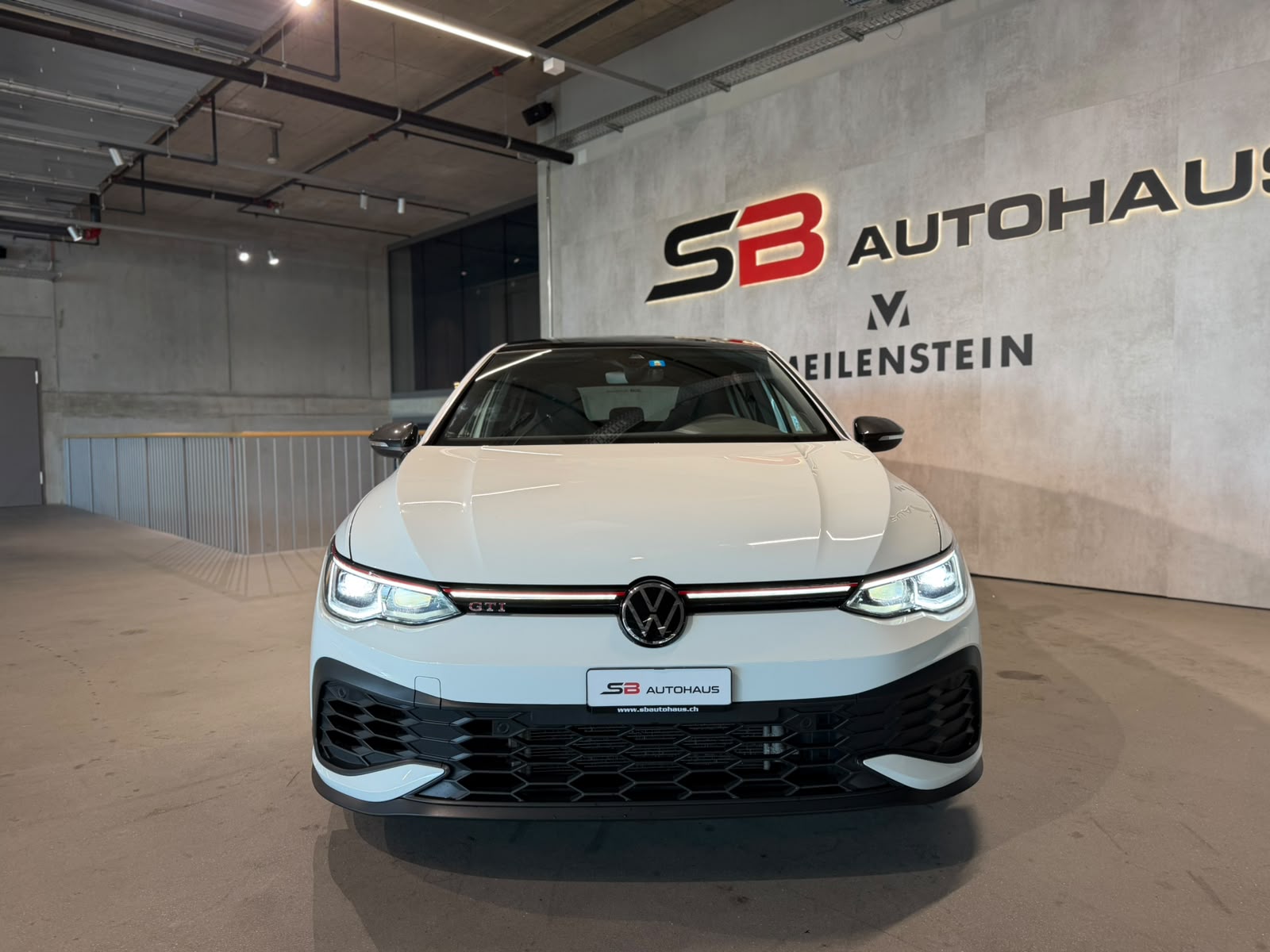 VW Golf 2.0 TSI GTI Clubsport DSG-image-6