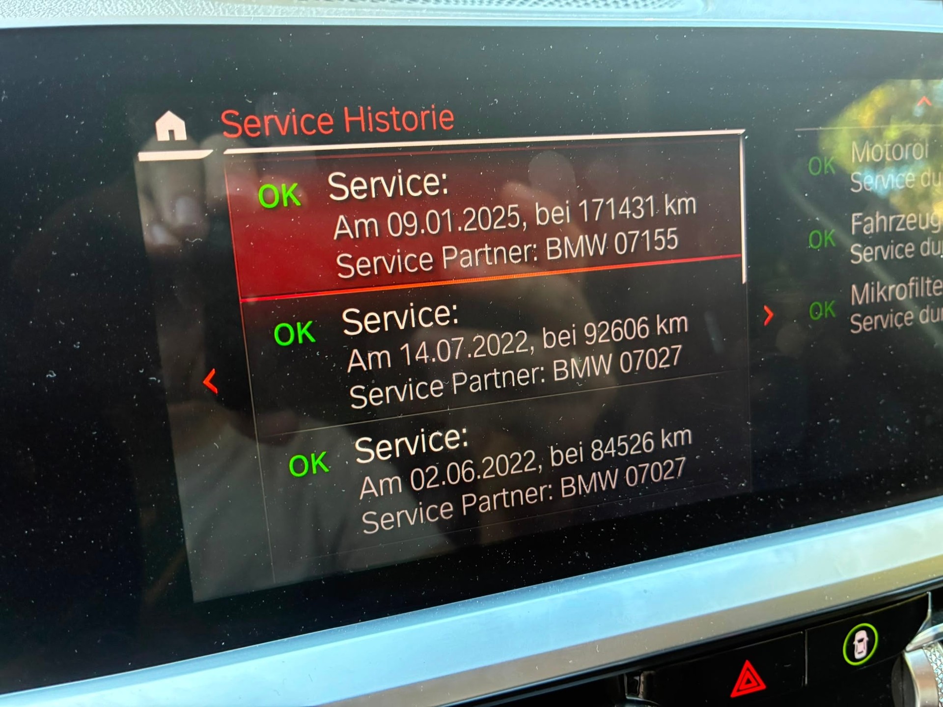 BMW 330d xDrive Touring Steptronic Sport Line-image-24