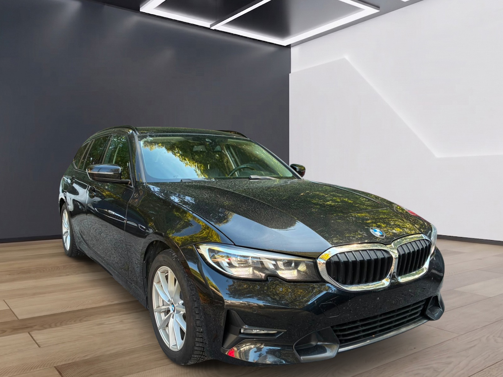 BMW 330d xDrive Touring Steptronic Sport Line-image-2