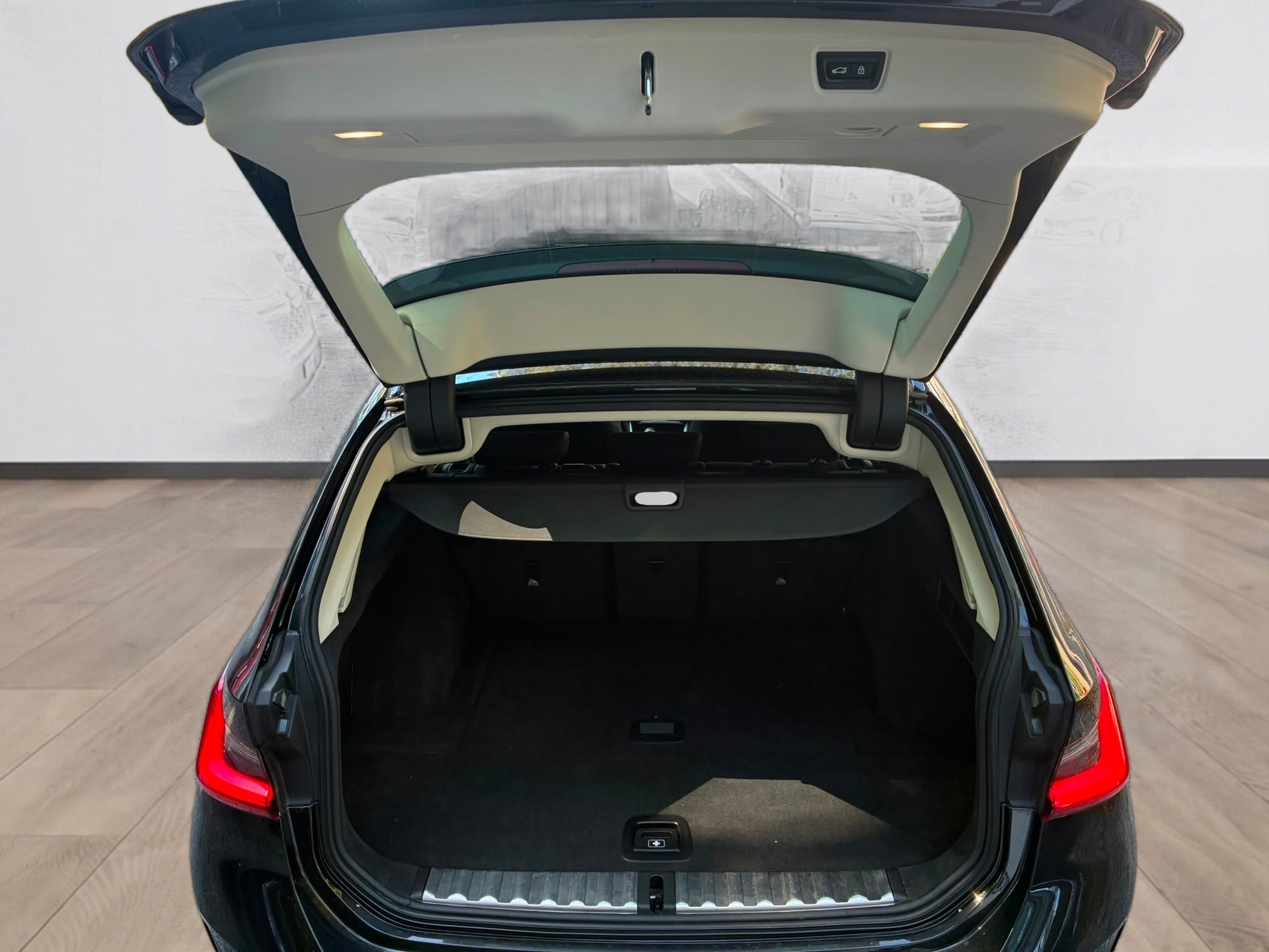 BMW 330d xDrive Touring Steptronic Sport Line-image-10
