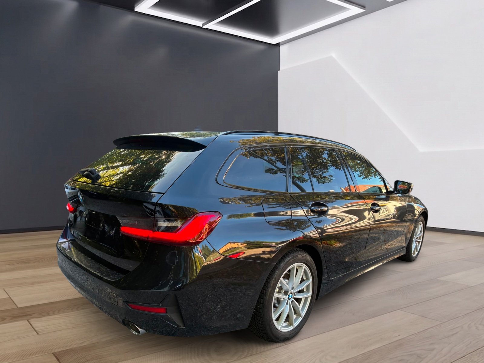 BMW 330d xDrive Touring Steptronic Sport Line-image-4