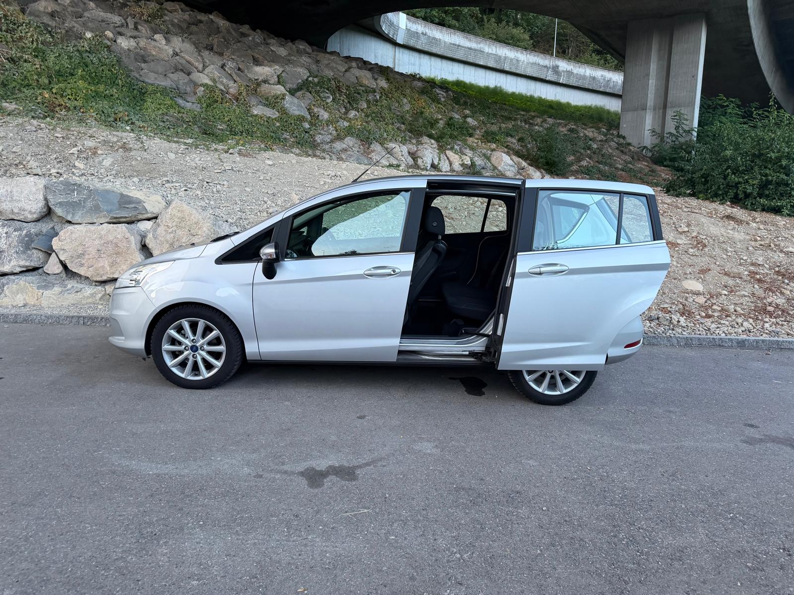 FORD B-Max 1.6 Ti-VCT Titanium PowerShift-image-3