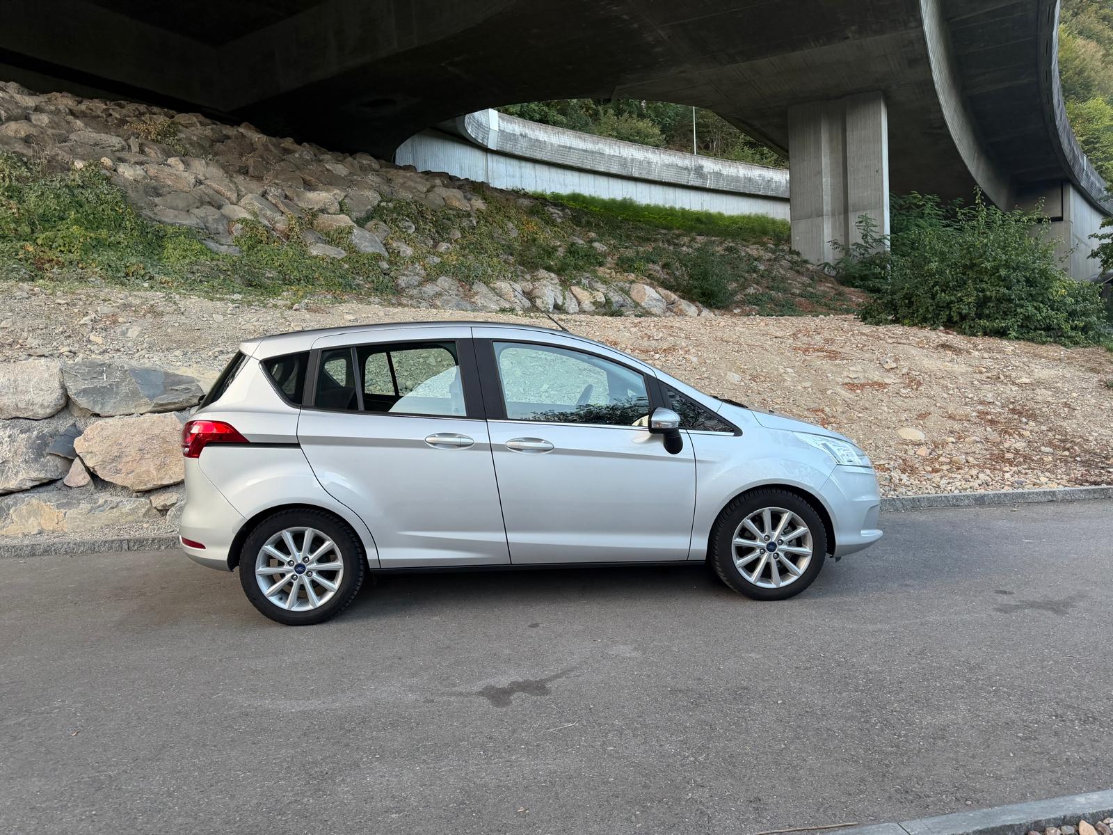 FORD B-Max 1.6 Ti-VCT Titanium PowerShift-image-6