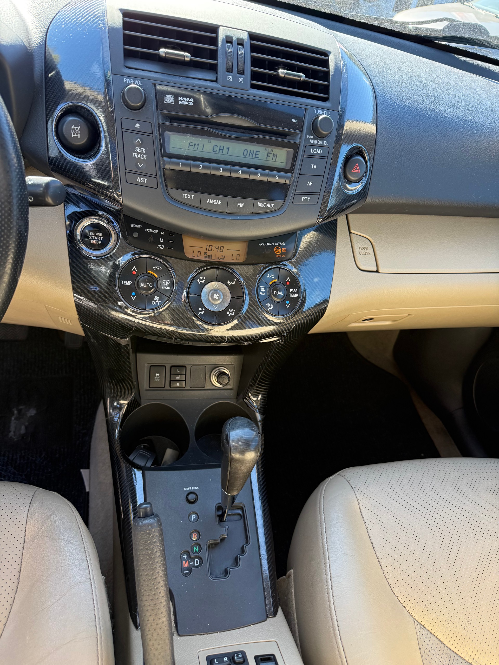 TOYOTA RAV-4 2.2D-CAT Linea Sol Premium AT-image-14