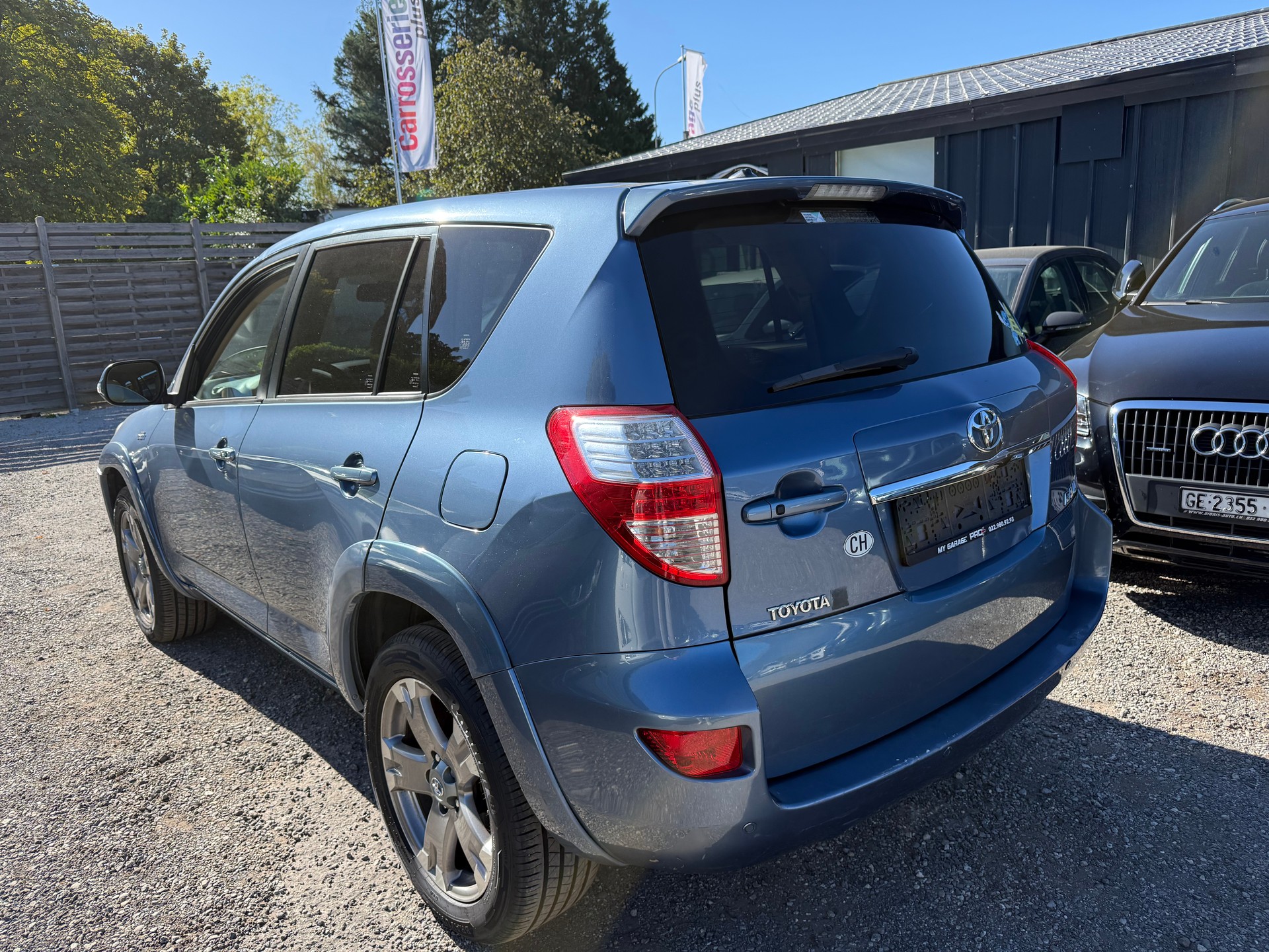 TOYOTA RAV-4 2.2D-CAT Linea Sol Premium AT-image-3