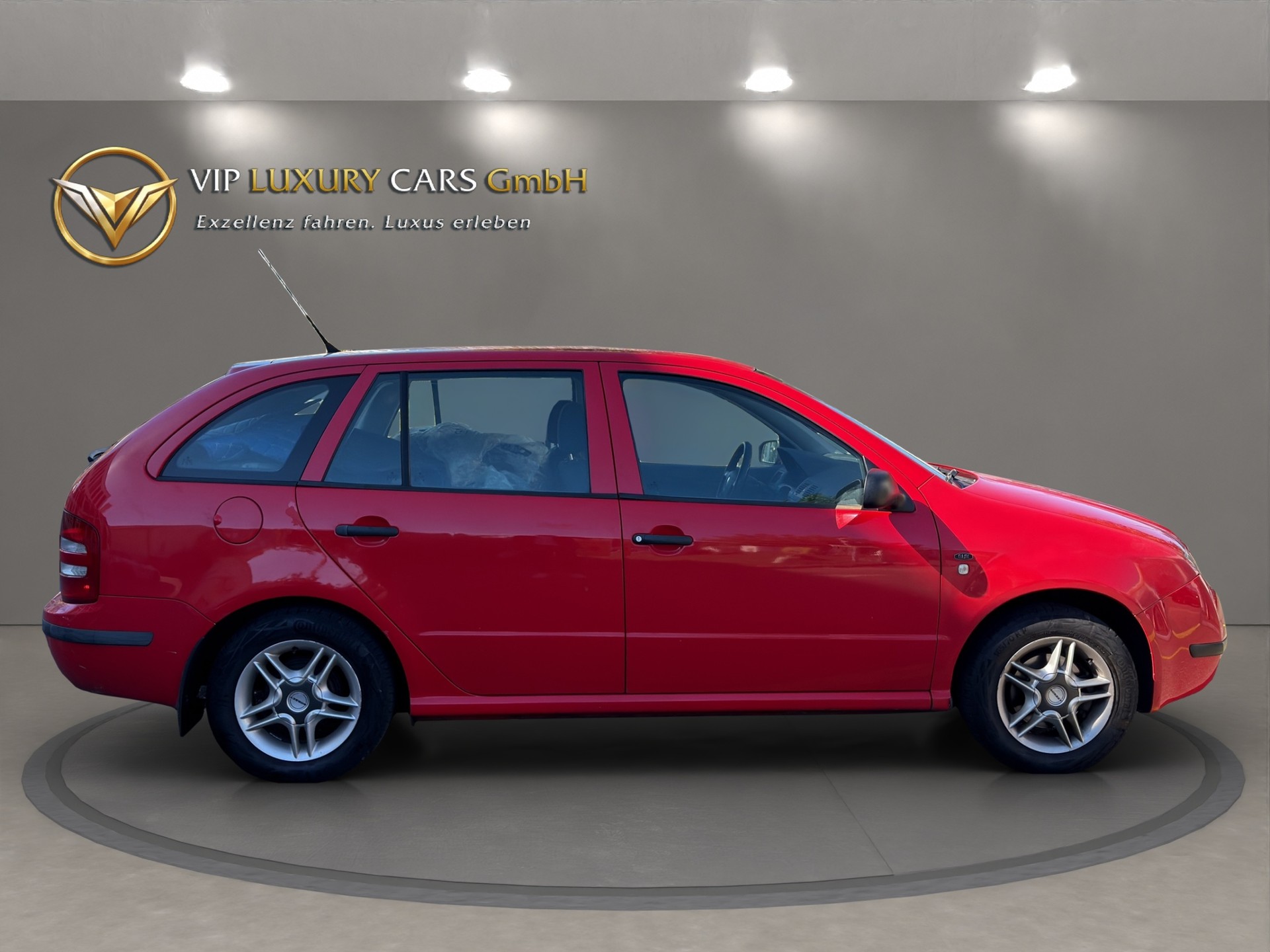 SKODA Fabia 1.4 Classic-showroom-element-3