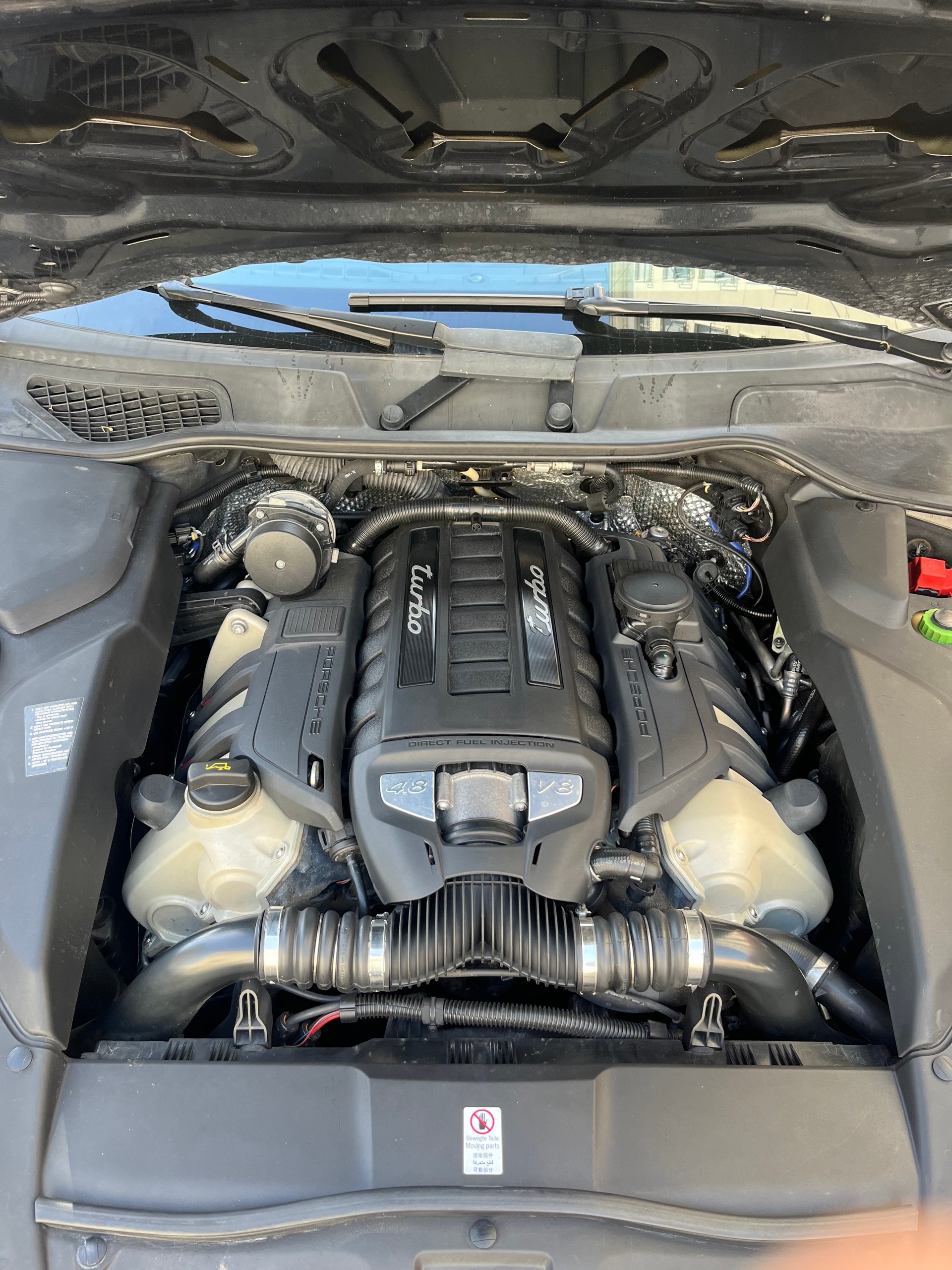 PORSCHE 4.8 V8 Turbo TipT-image-3