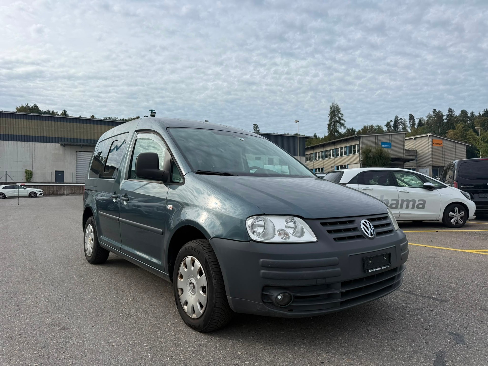 VW Caddy Life 1.9TDI PD-image-0