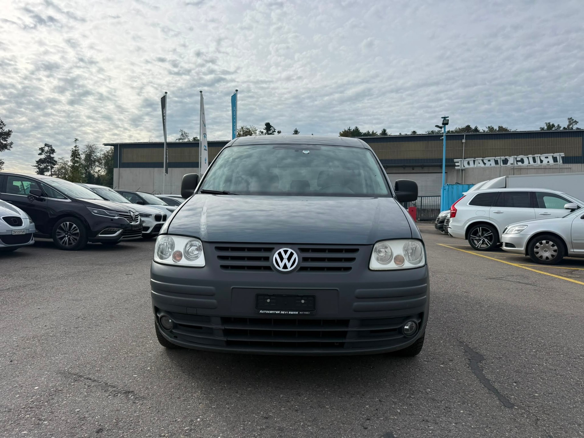 VW Caddy Life 1.9TDI PD-image-1