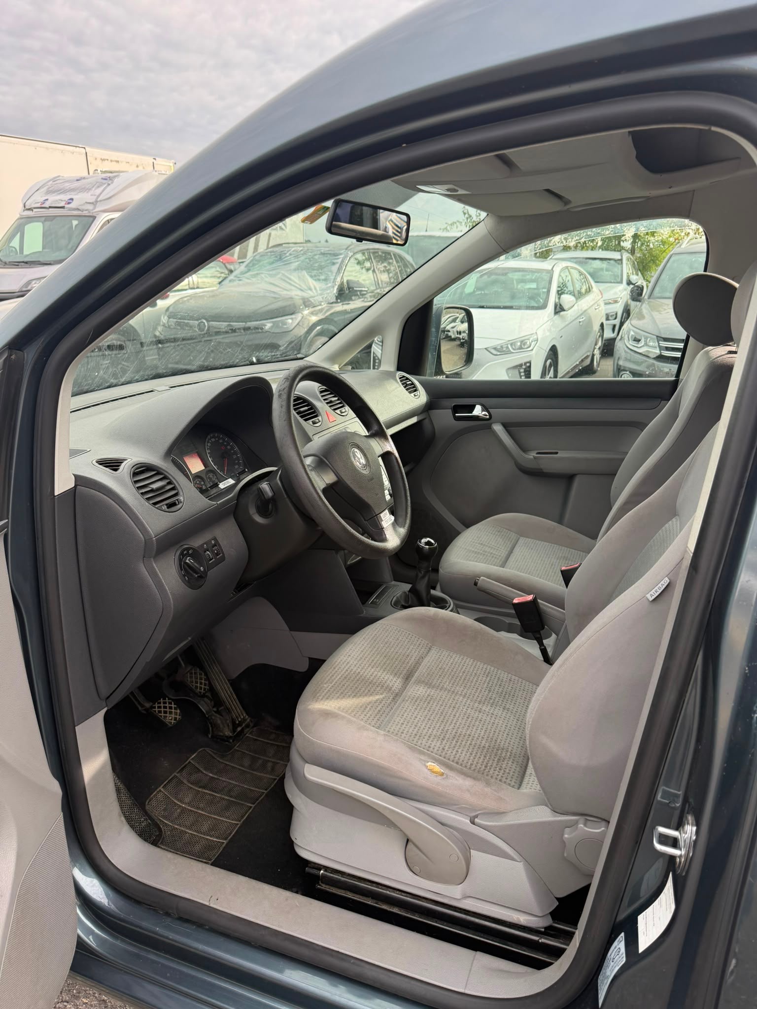 VW Caddy Life 1.9TDI PD-image-6