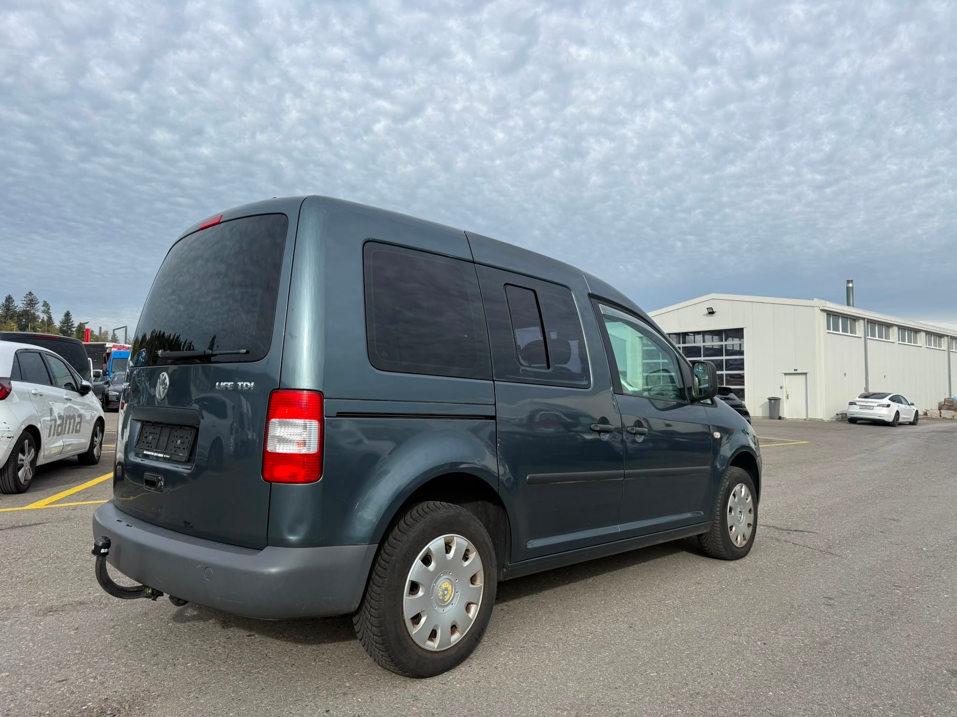 VW Caddy Life 1.9TDI PD-image-5