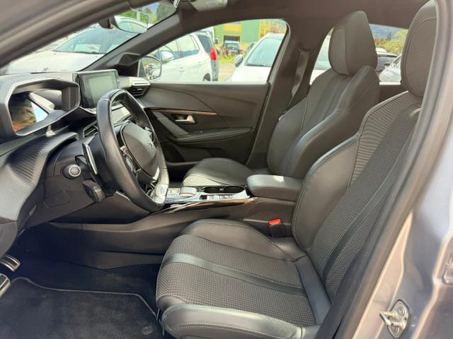 PEUGEOT 208 1.2 PureTech 100 GT-image-4
