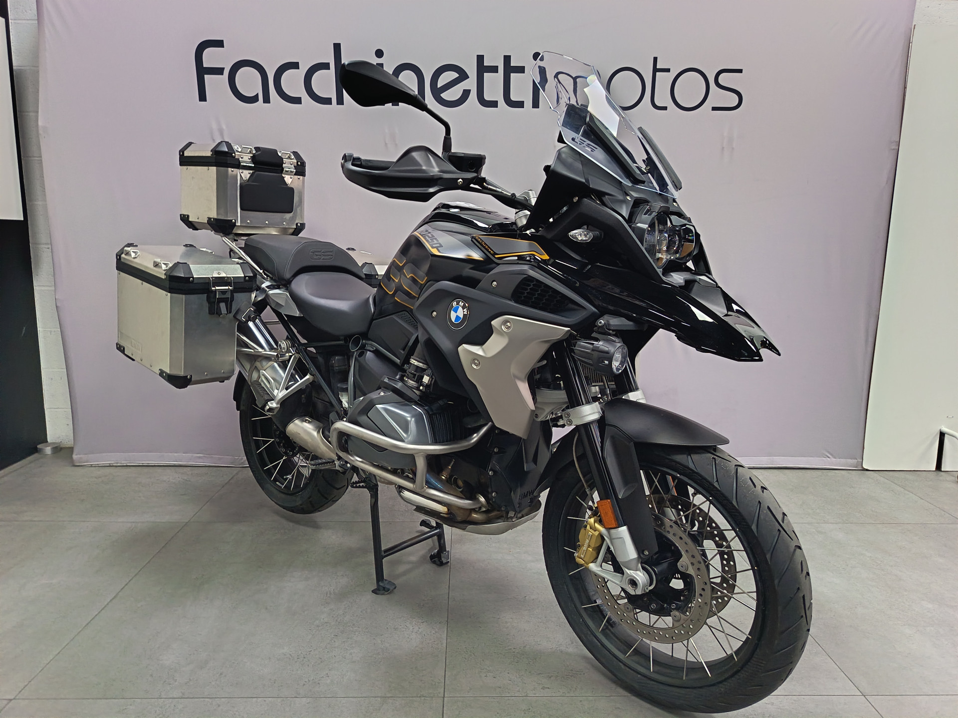 BMW R 1250 GS Exclusive - LEASING à 229 CHF-showroom-element-1
