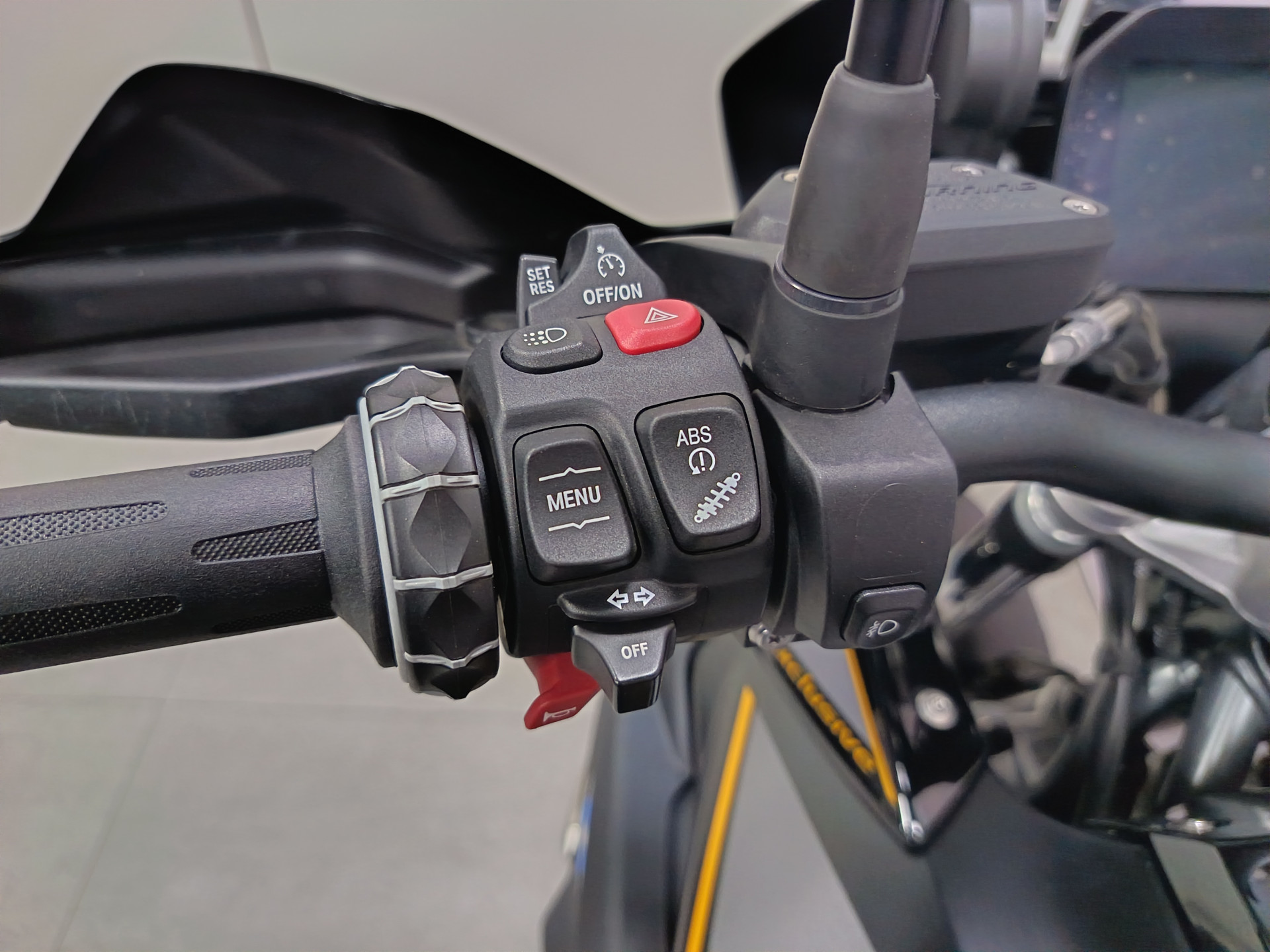BMW R 1250 GS Exclusive - LEASING à 229 CHF-image-6
