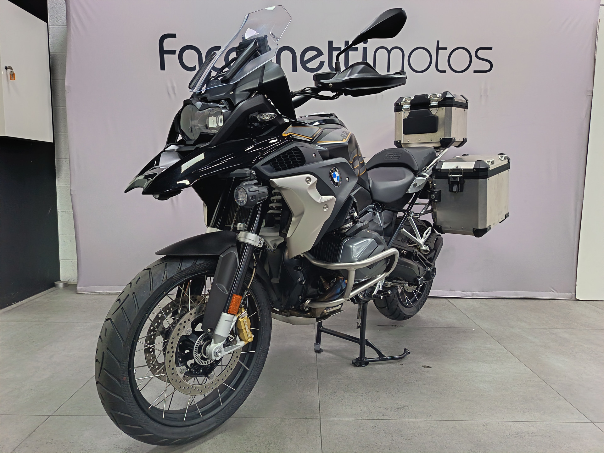BMW R 1250 GS Exclusive - LEASING à 229 CHF-showroom-element-2