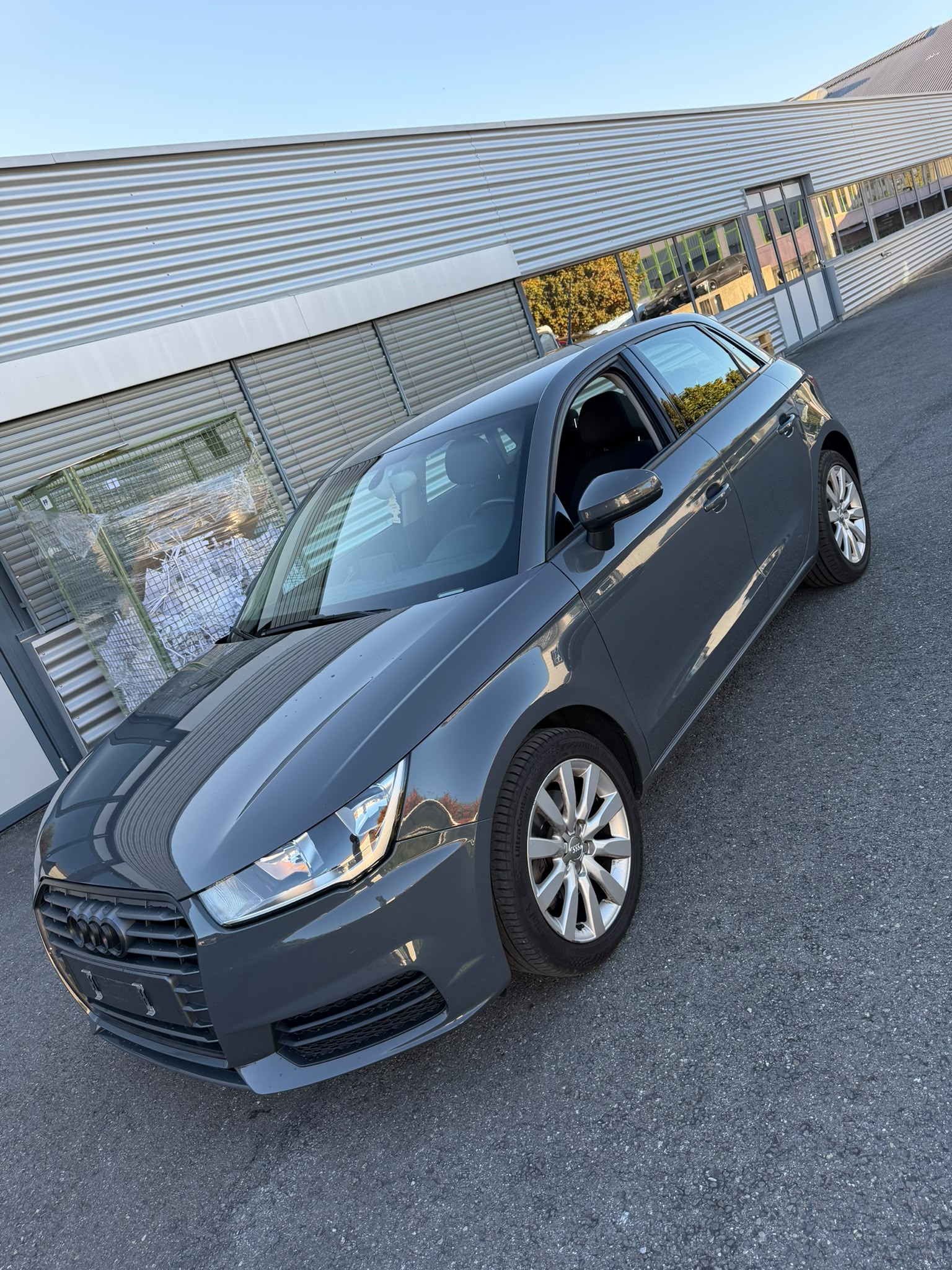 AUDI A1 Sportback 1.4 TFSI-image-2