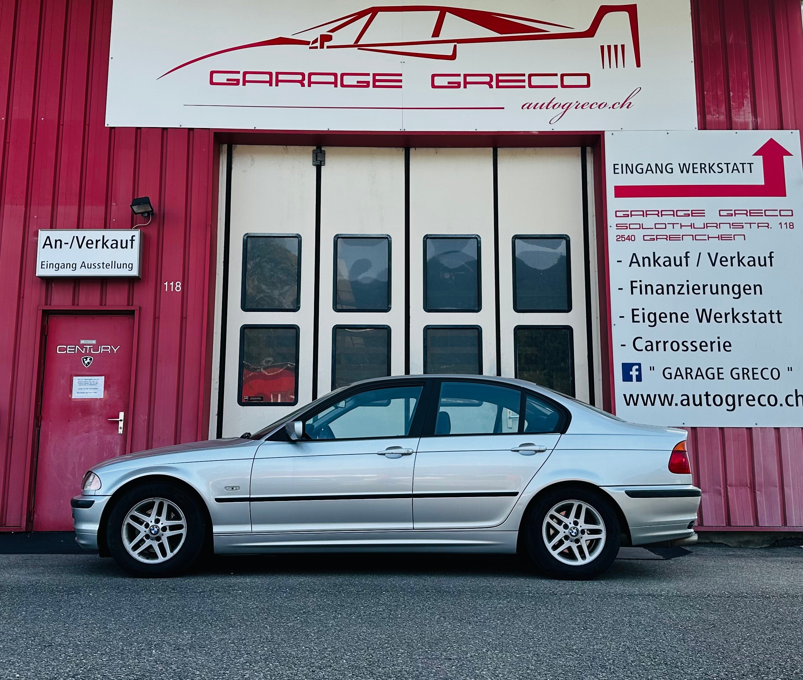 Car photo