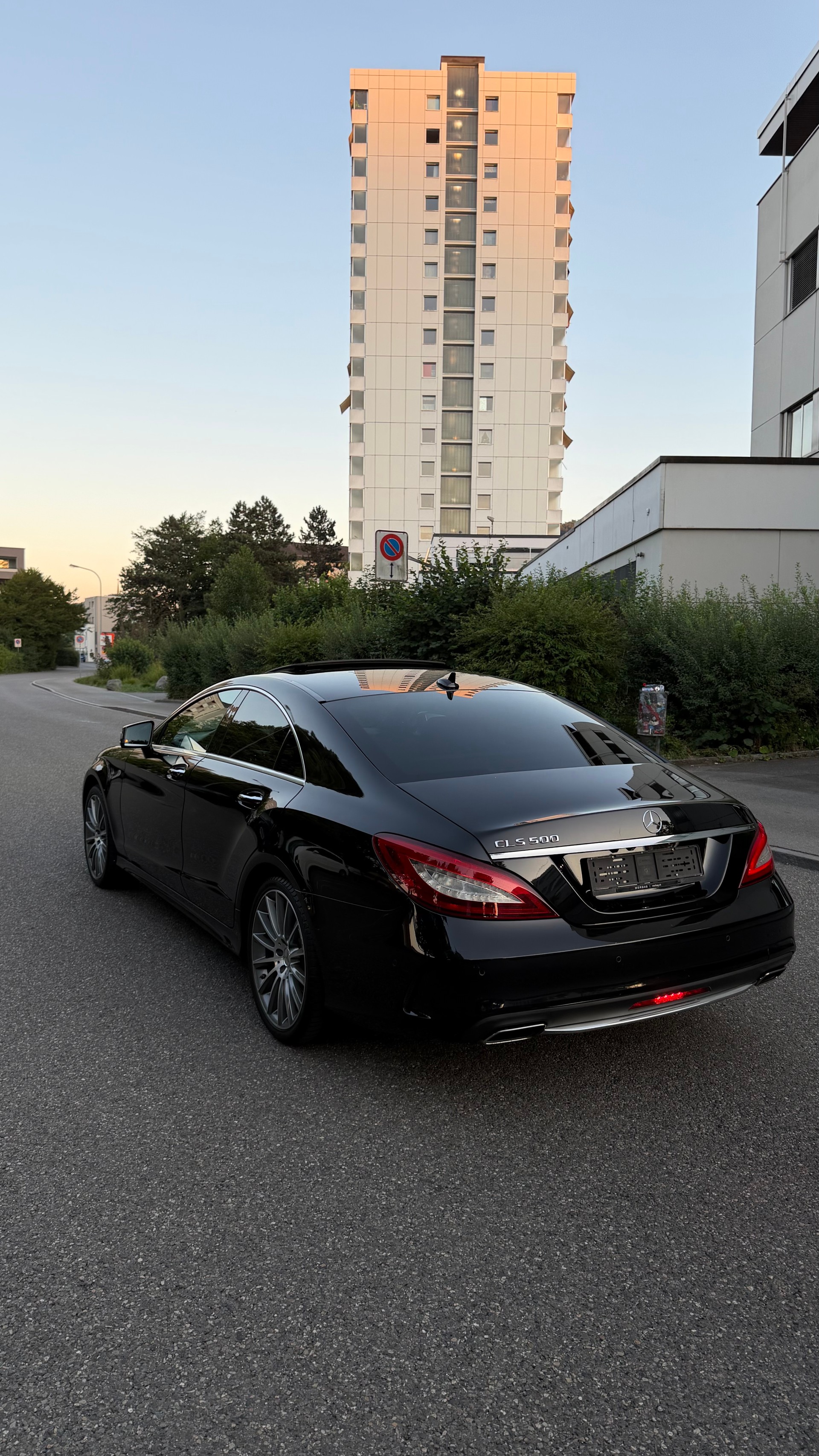 MERCEDES-BENZ CLS 500 V8 4matic-image-2