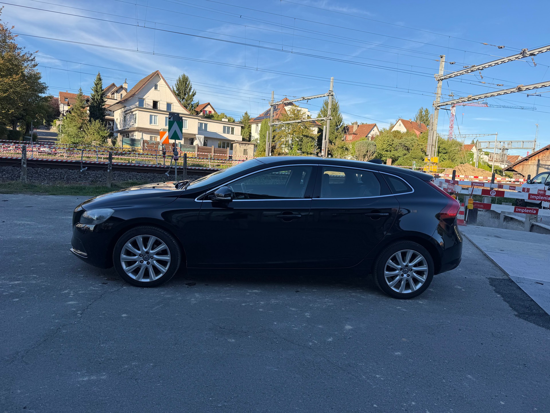 VOLVO V40 D2 Momentum-image-2