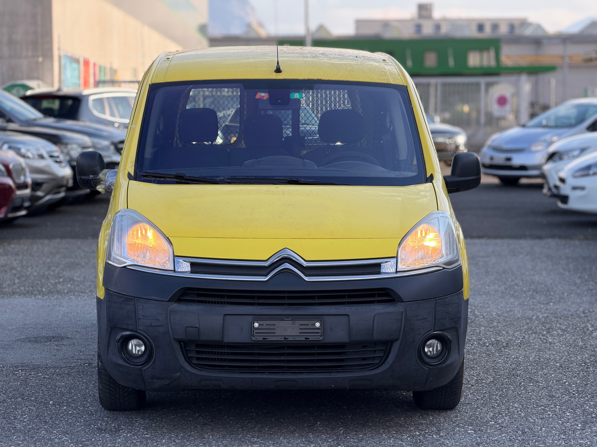 CITROEN Berlingo 1.6 e-HDi 800 A-image-0