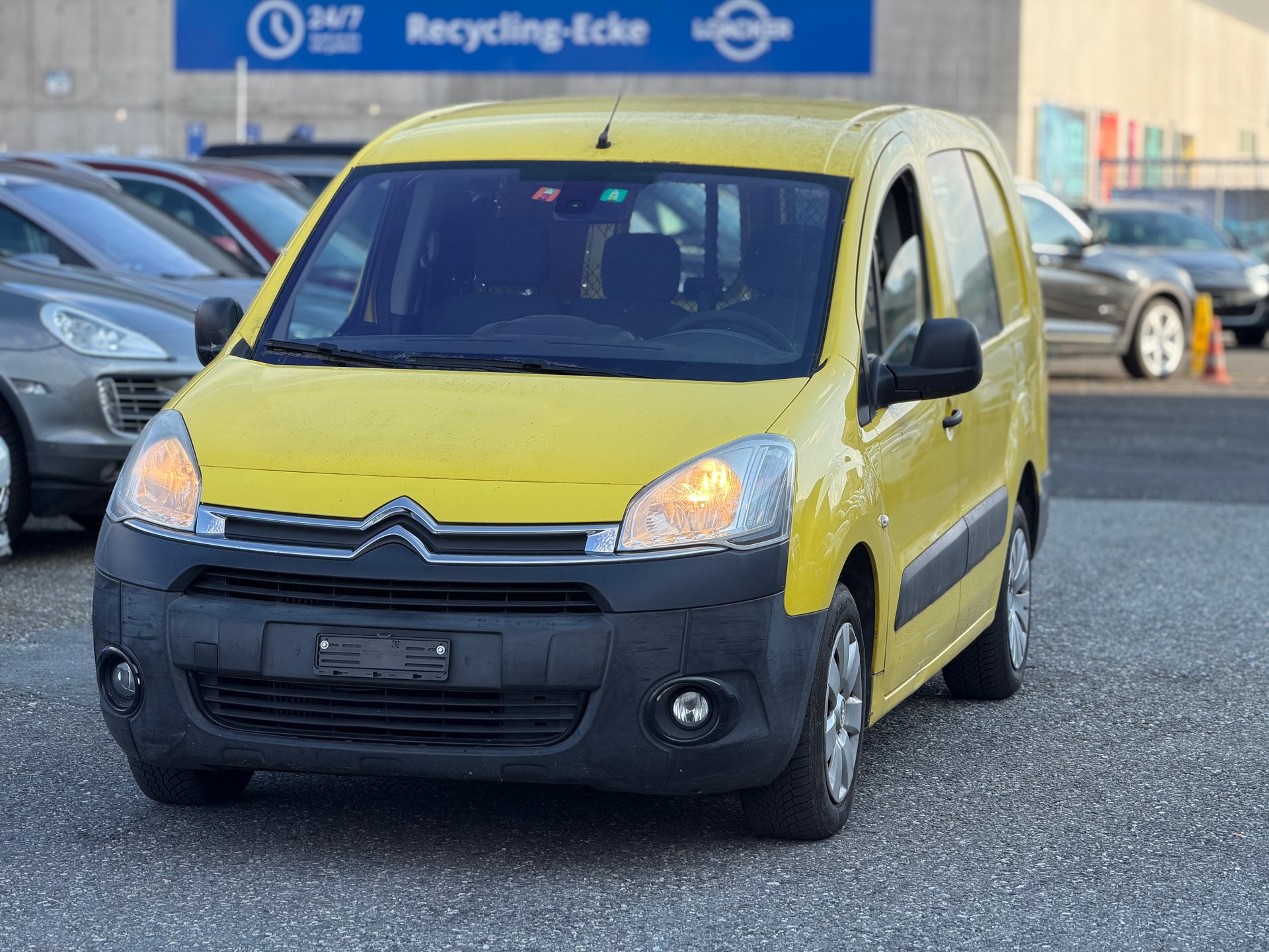 CITROEN Berlingo 1.6 e-HDi 800 A-image-1