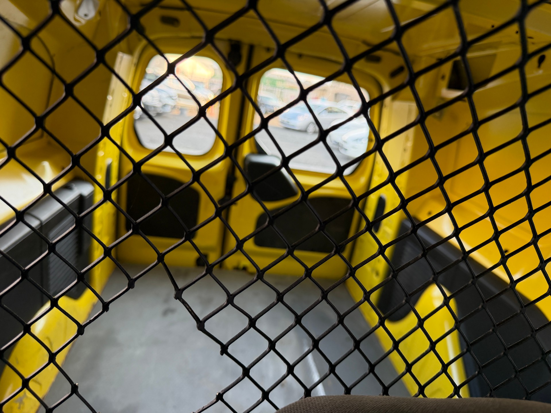 CITROEN Berlingo 1.6 e-HDi 800 A-image-12