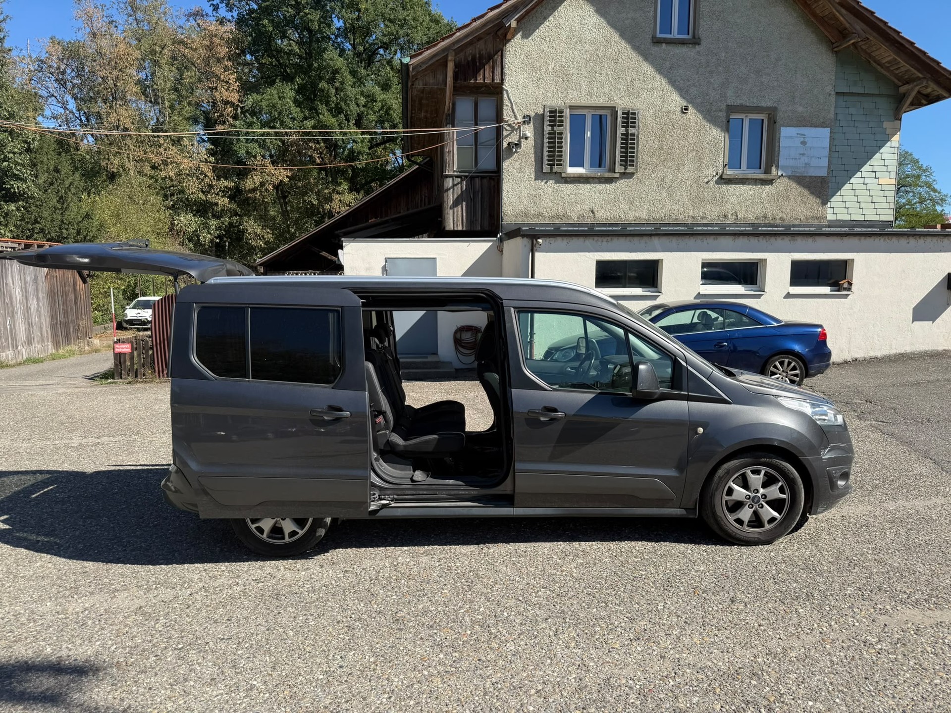 FORD Grand Tourneo Connect 1.5 TDCi Trend Powershift-image-4
