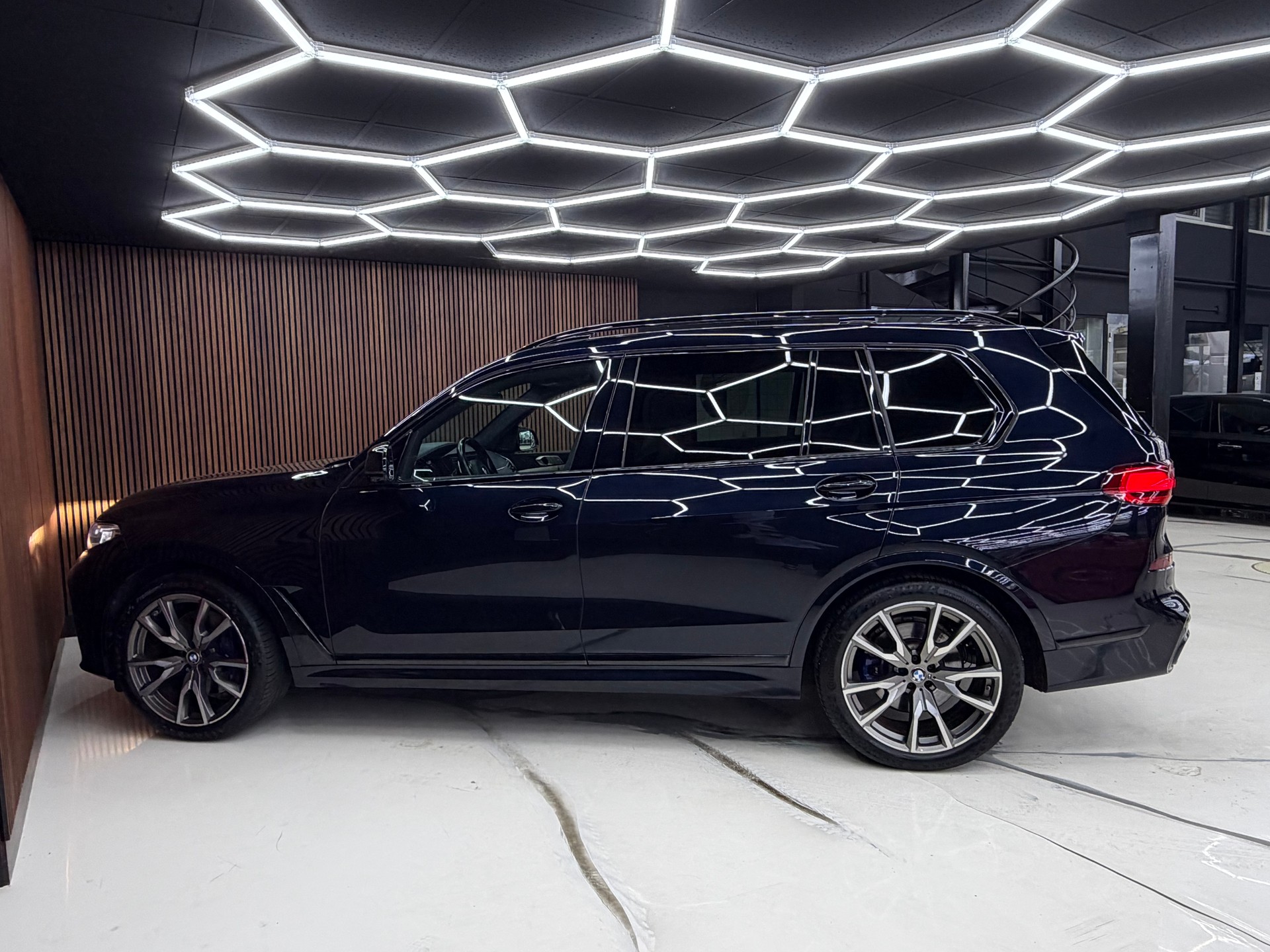 BMW X7 xDrive M50d Steptronic-image-9