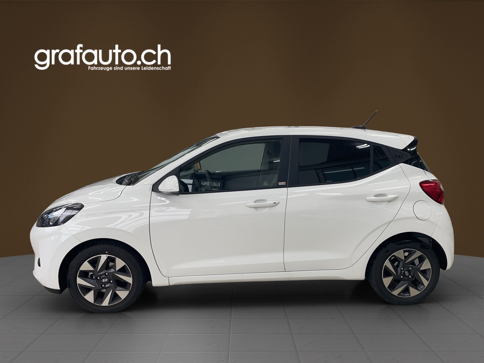 HYUNDAI i10 1.2 Amplia-image-0
