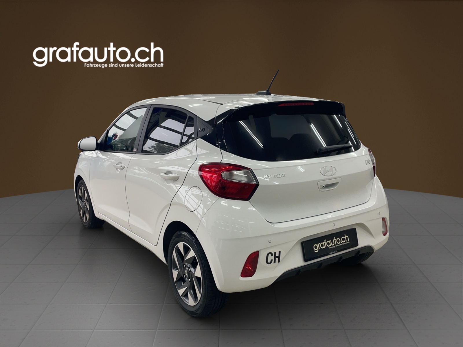 HYUNDAI i10 1.2 Amplia-image-3