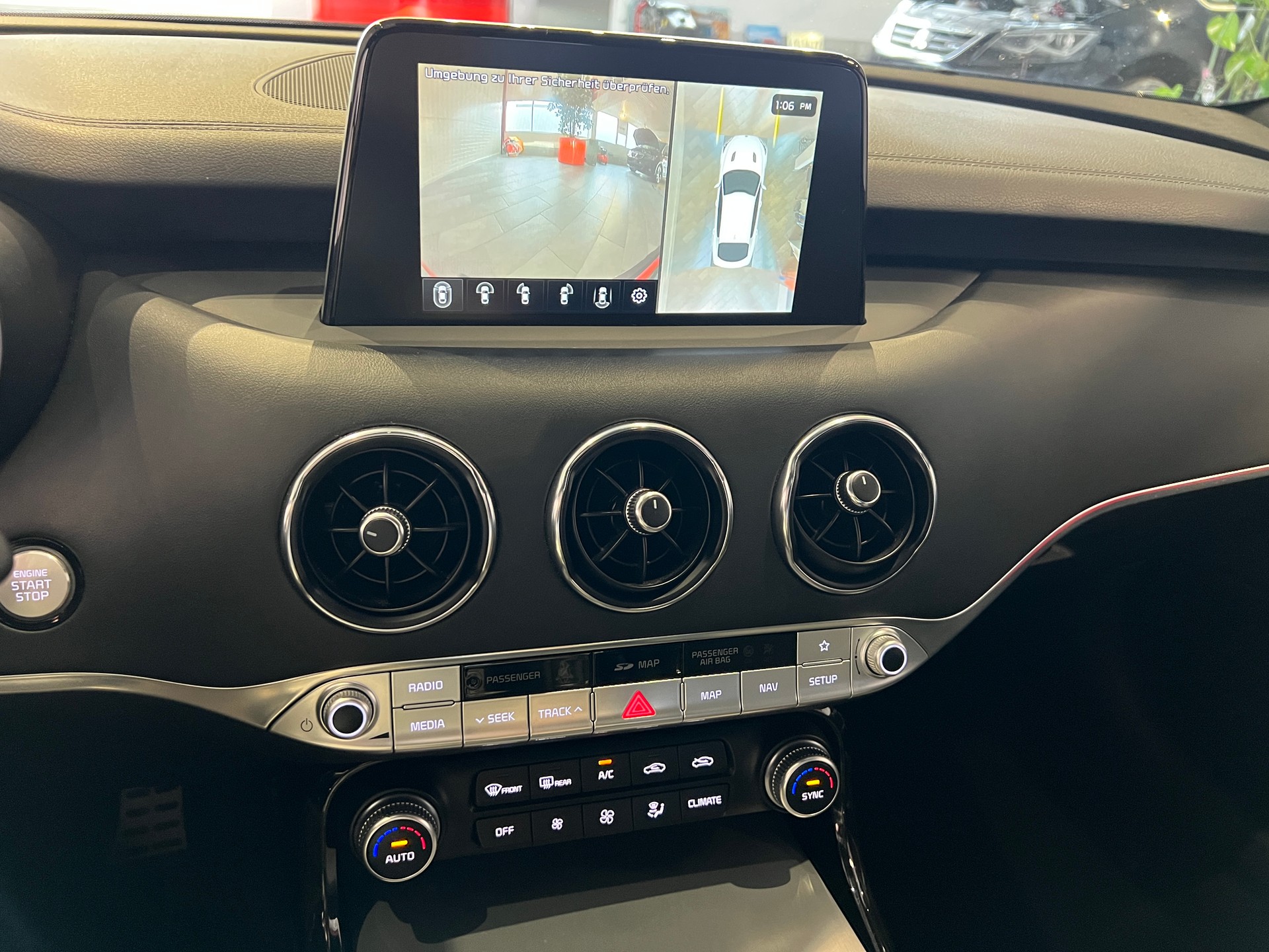 KIA Stinger 3.3 T-GDi GT Automat AWD-image-22