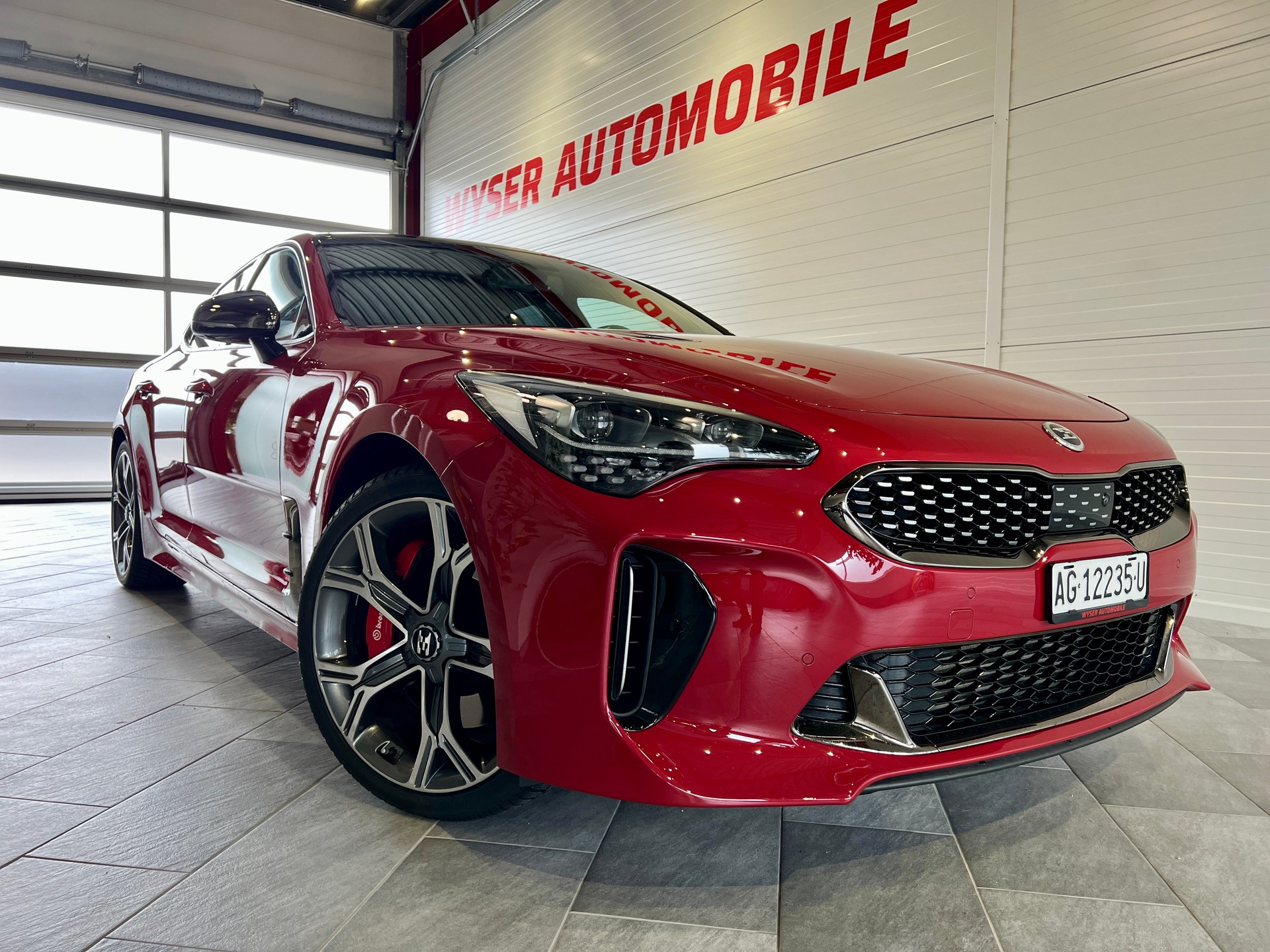 KIA Stinger 3.3 T-GDi GT Automat AWD-image-0