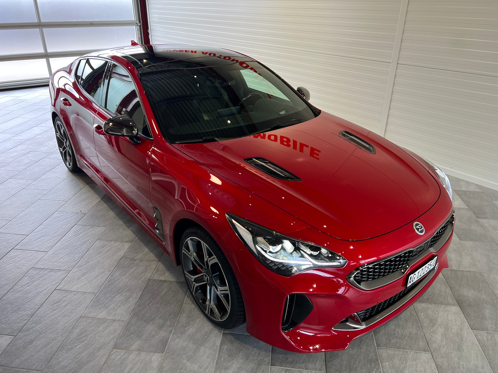 KIA Stinger 3.3 T-GDi GT Automat AWD-image-27