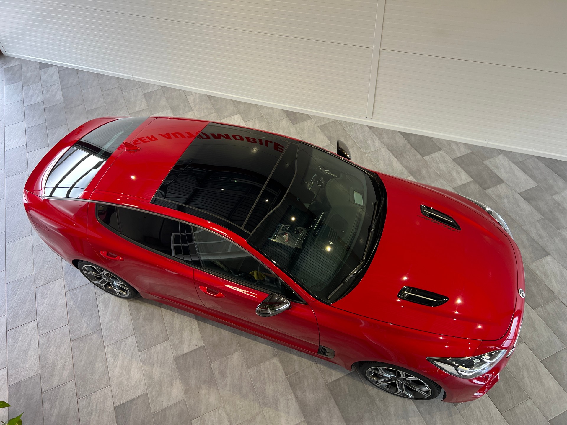 KIA Stinger 3.3 T-GDi GT Automat AWD-image-7