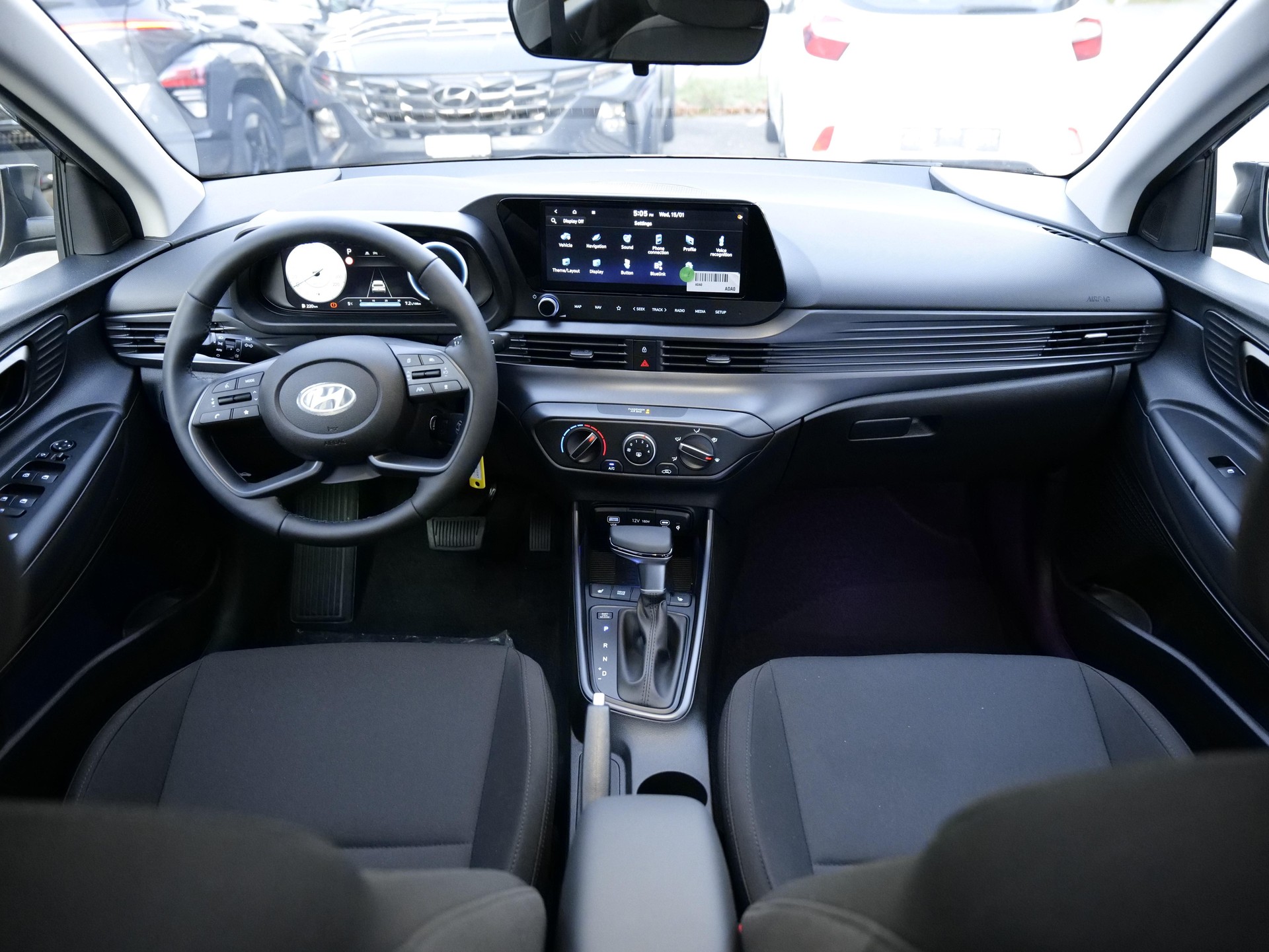 HYUNDAI i20 1.0 T-GDi Amplia-image-11