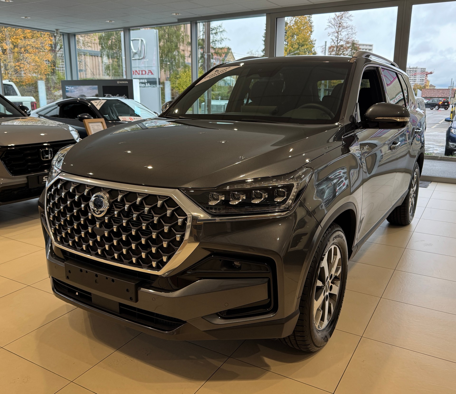 KGM-SsangYong Rexton 2.2 CRDi Platinum 4WD AT-image-4