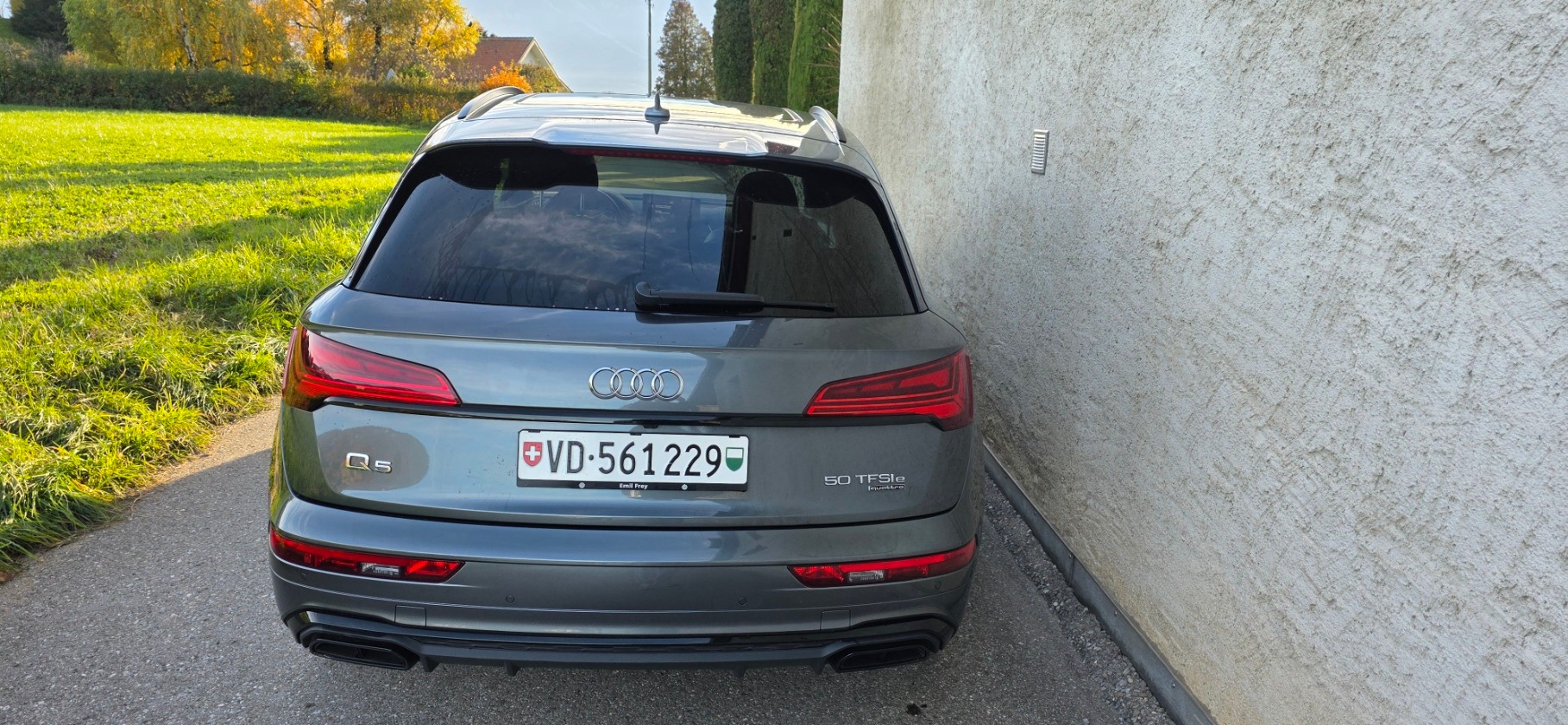 AUDI Q5 50 TFSI e PHEV S line quattro S-tronic-image-2