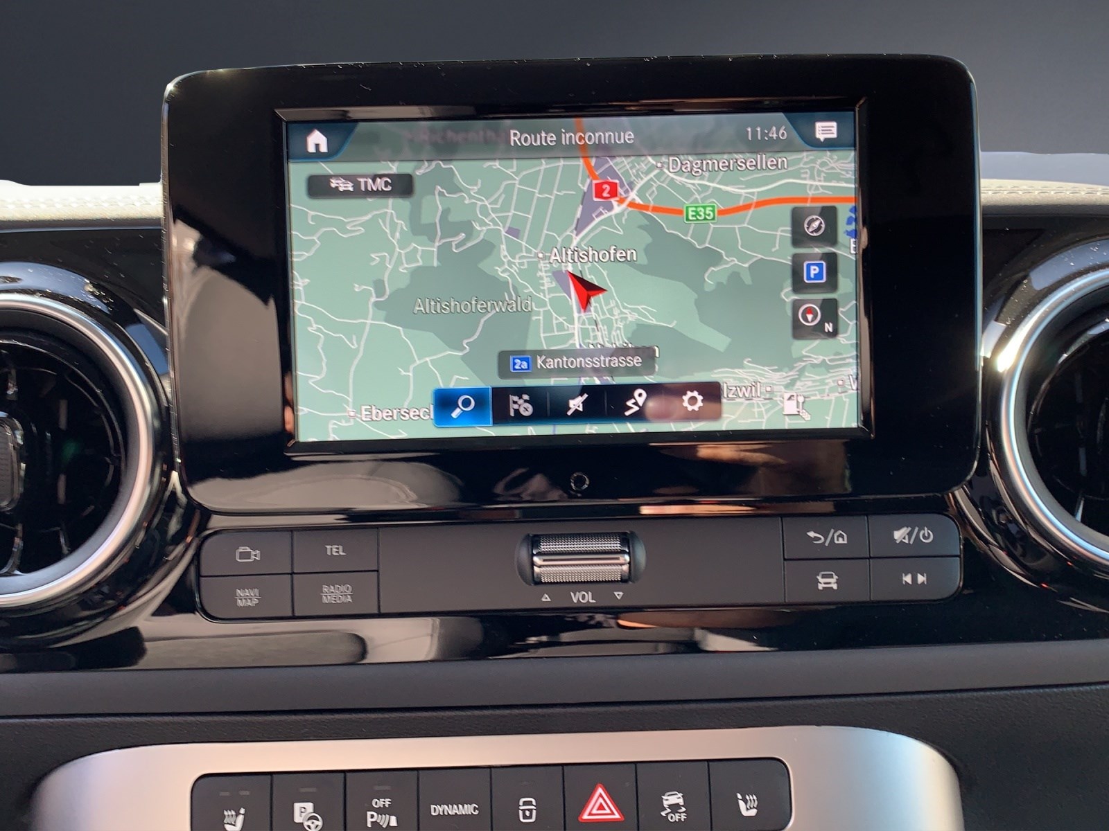 MERCEDES-BENZ EQT Standard-image-6