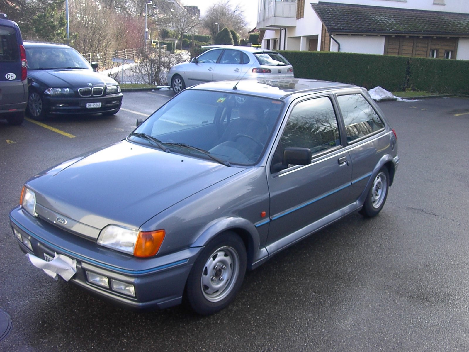 Car photo