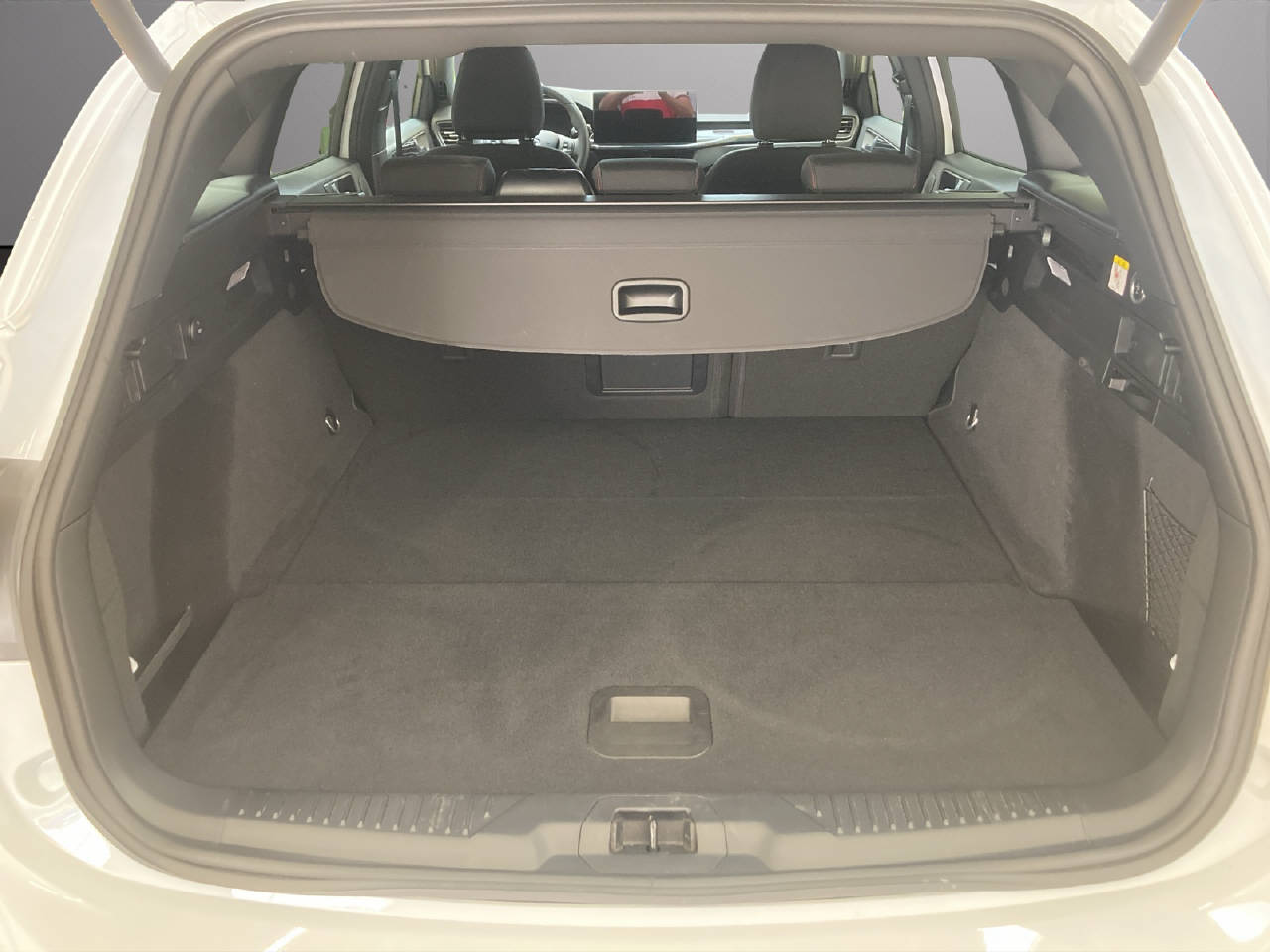 FORD Focus 1.0i mHEV 155 PS ST-Line X-image-9