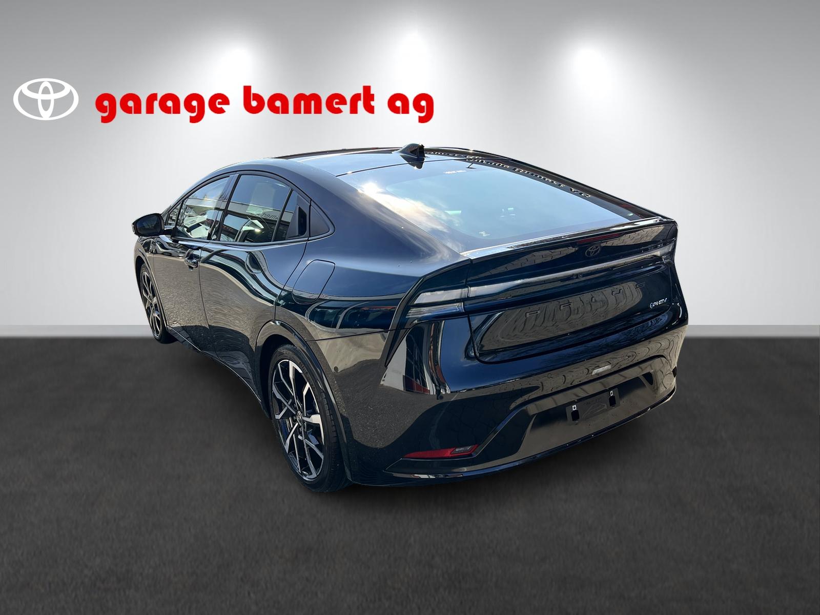 TOYOTA Prius 2.0 Plug-In-Hybrid Premium-image-3