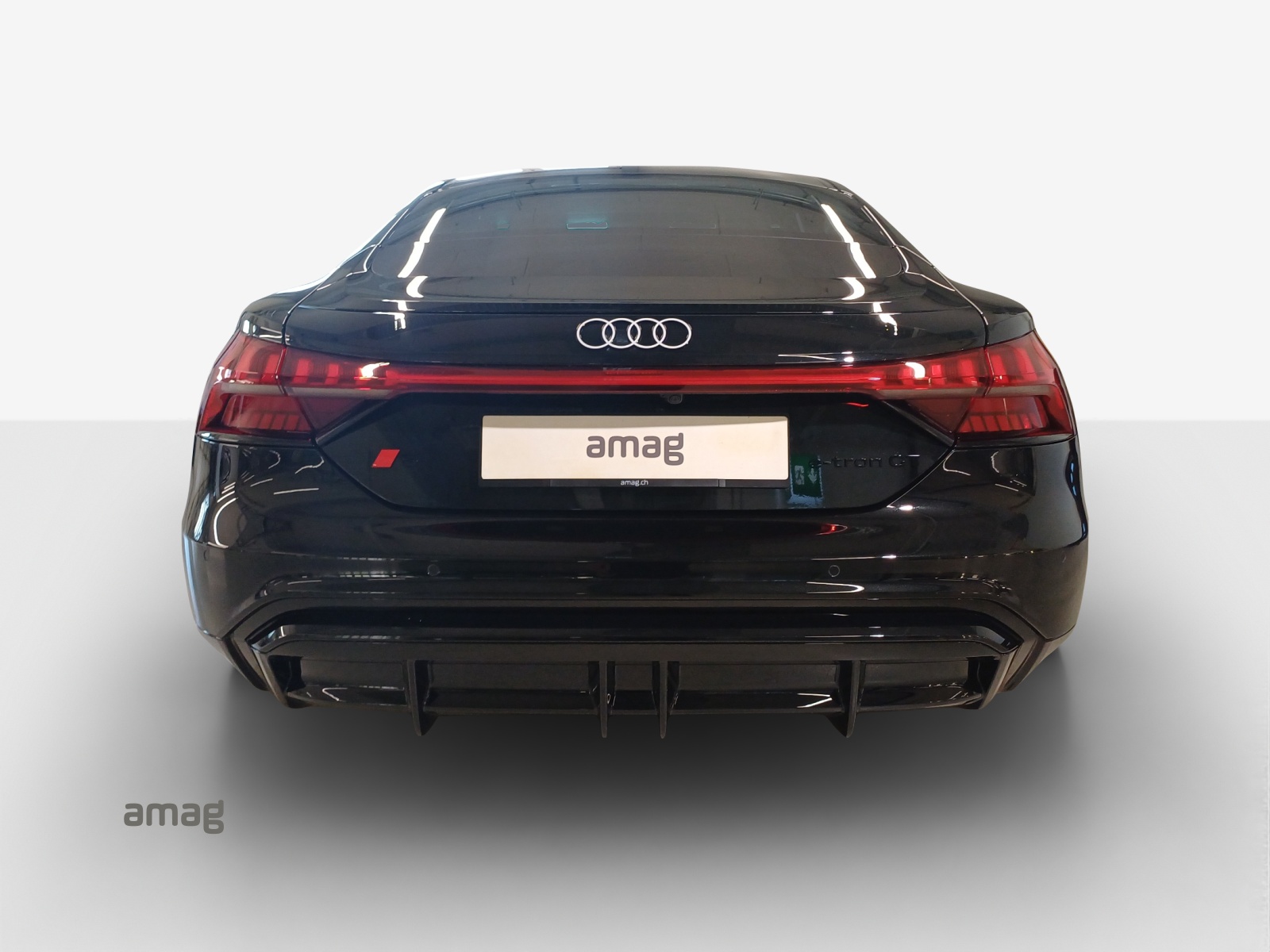 AUDI S e-tron GT quattro-image-3