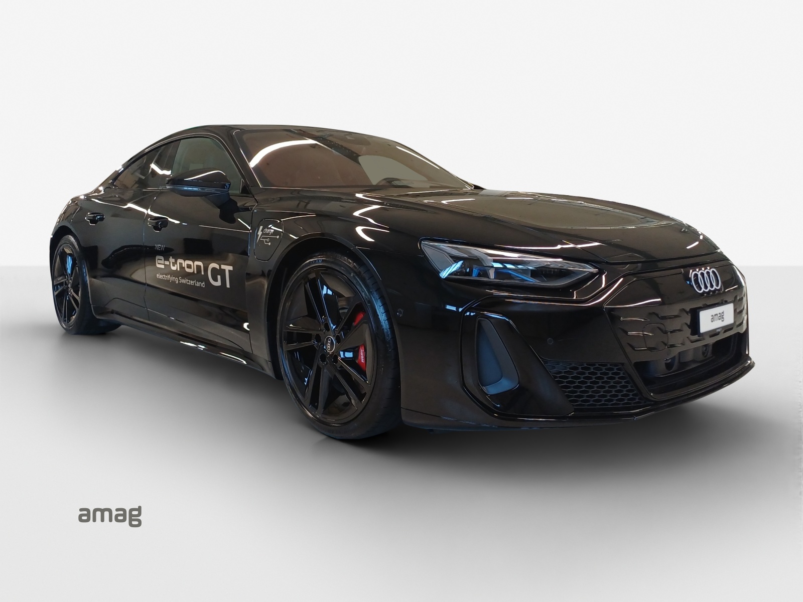 AUDI S e-tron GT quattro-image-5