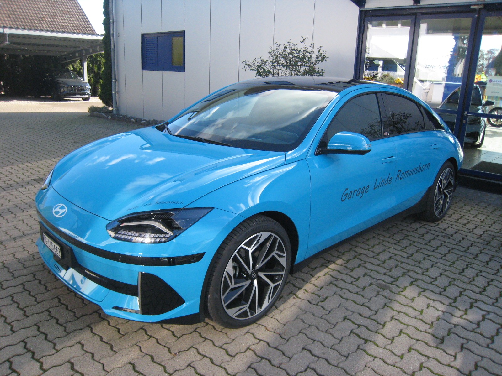 Car photo