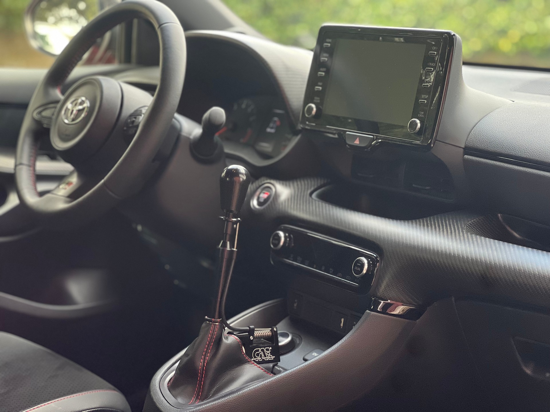 TOYOTA Yaris 1.6 GR Sport-image-10