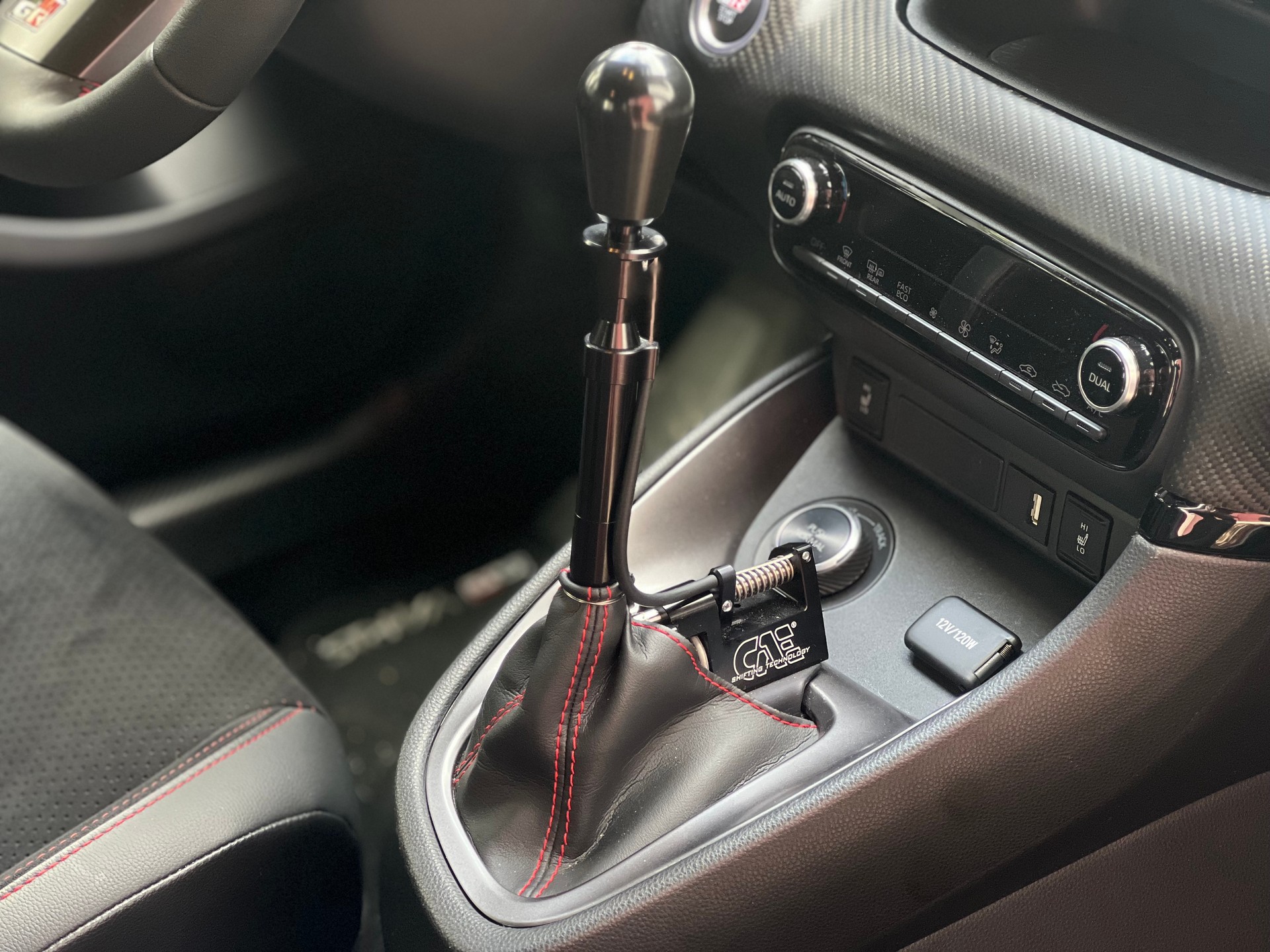 TOYOTA Yaris 1.6 GR Sport-image-11